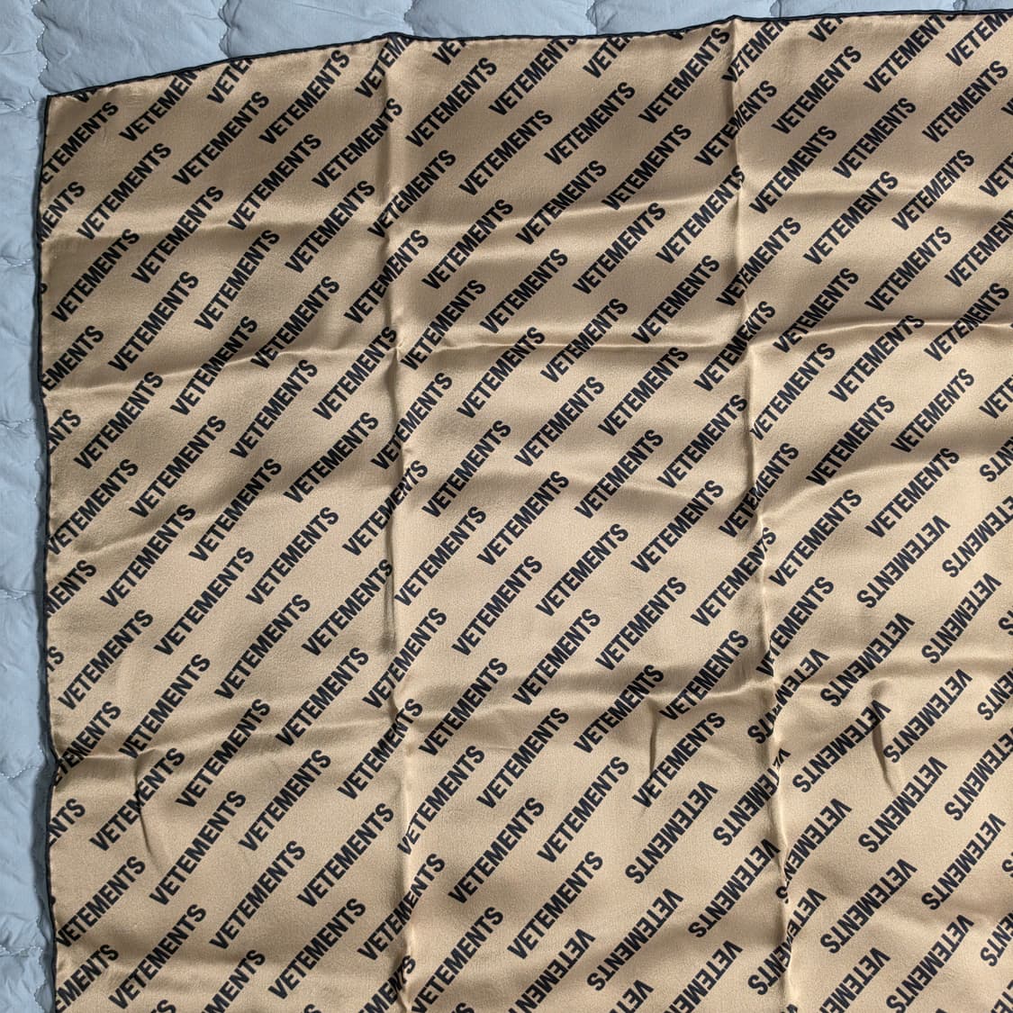 베트멍 모노그램 실크 스카프 상품이미지2