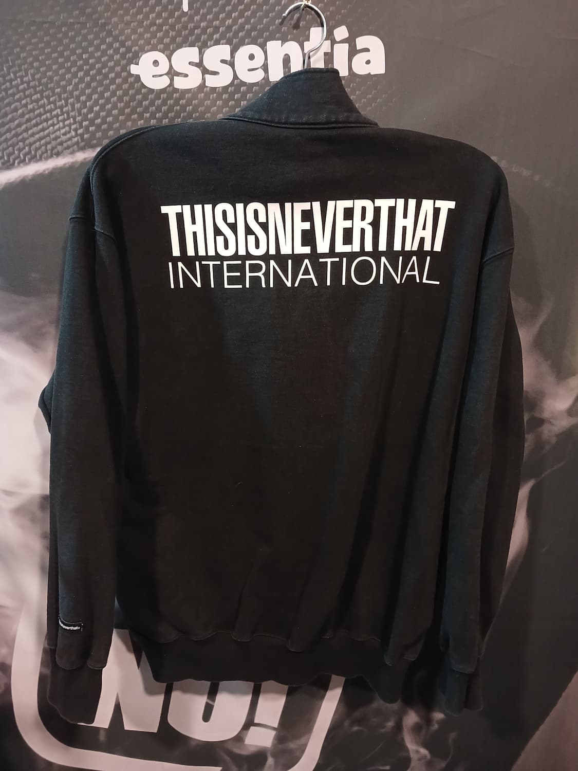 디네뎃 하프집업 맨투맨 상품이미지2