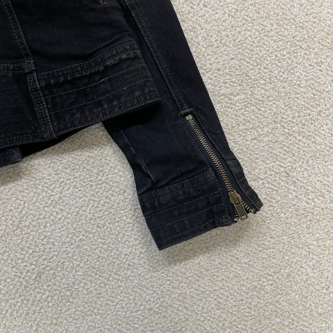 리바이스 우먼스 버튼 워시드 블랙 데님 자켓 상품이미지4