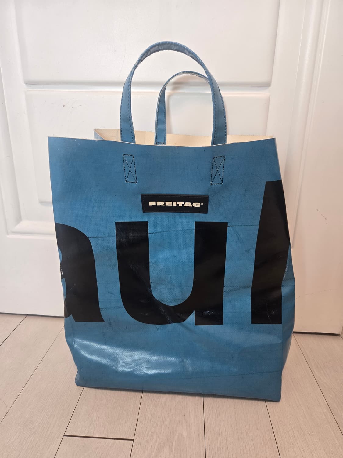 프라이탁 마이애미 바이스 (블루/블랙 레터링) 상품이미지1