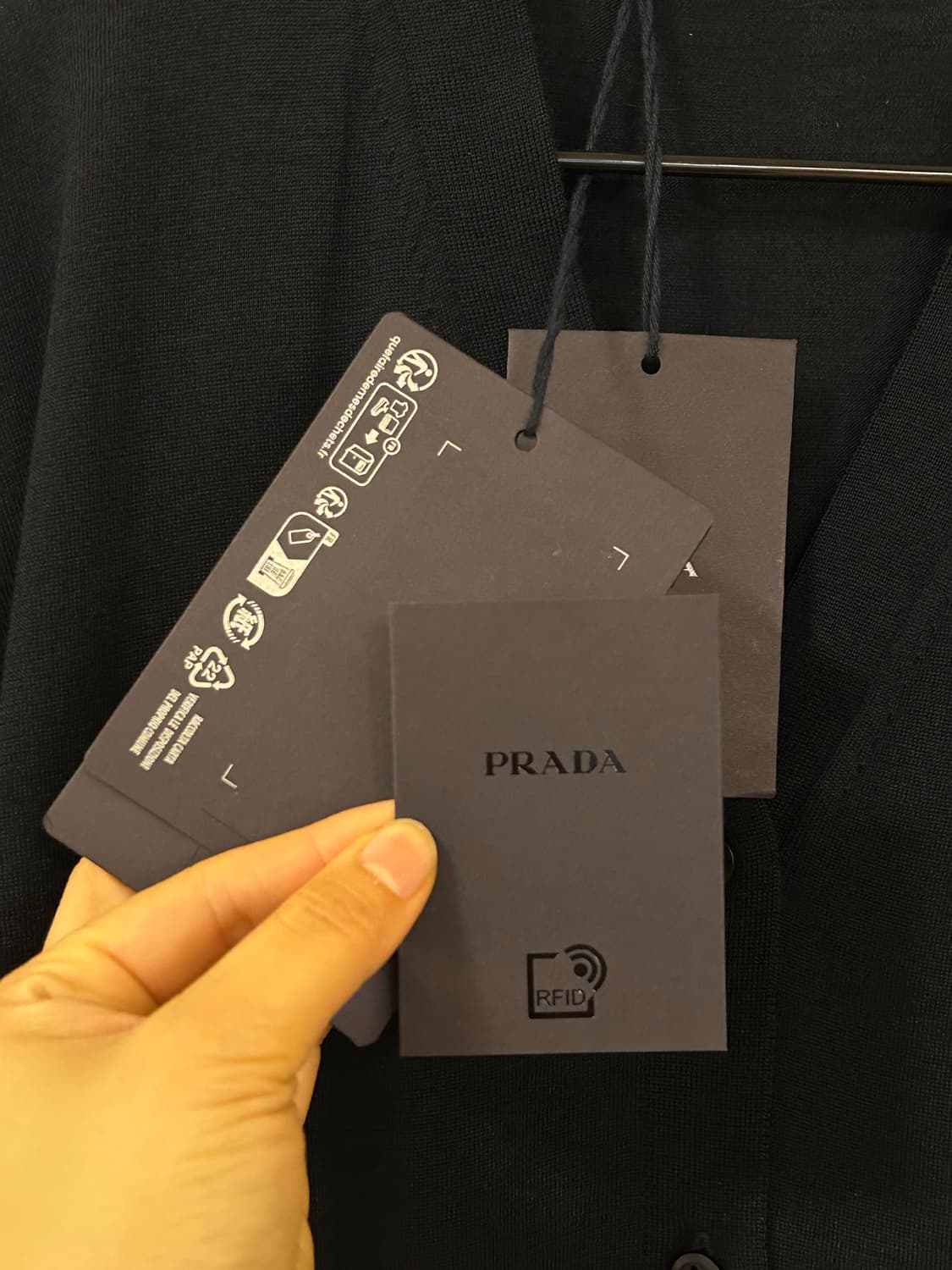 PRADA 프라다 블랙 울 가디건 42 상품이미지3