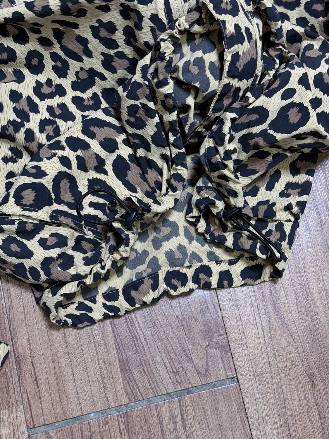 그라미치 레오파드 나일론 자켓 상품이미지4