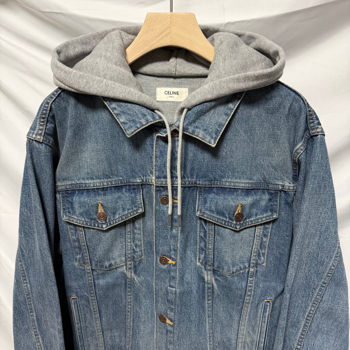 [S+급/XL] 셀린느 백로고 후드 데님 청자켓 그레이 상품이미지4