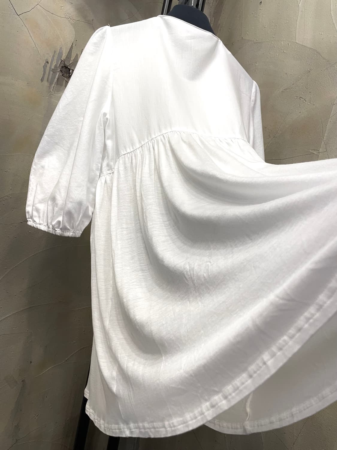 23 Vingt-trois arrondissements 꽃자수 블라우스  상품이미지3