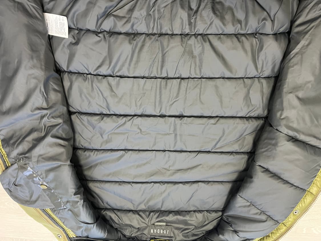 나이키 조던 카키색 폴리패딩100 상품이미지5