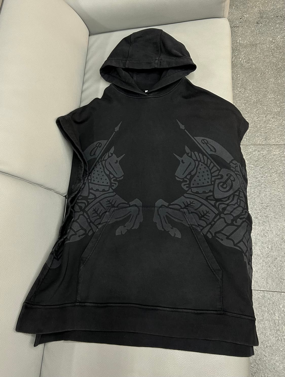 버버리 EKD  코튼 후드 판쵸 블랙(Free) 상품이미지4