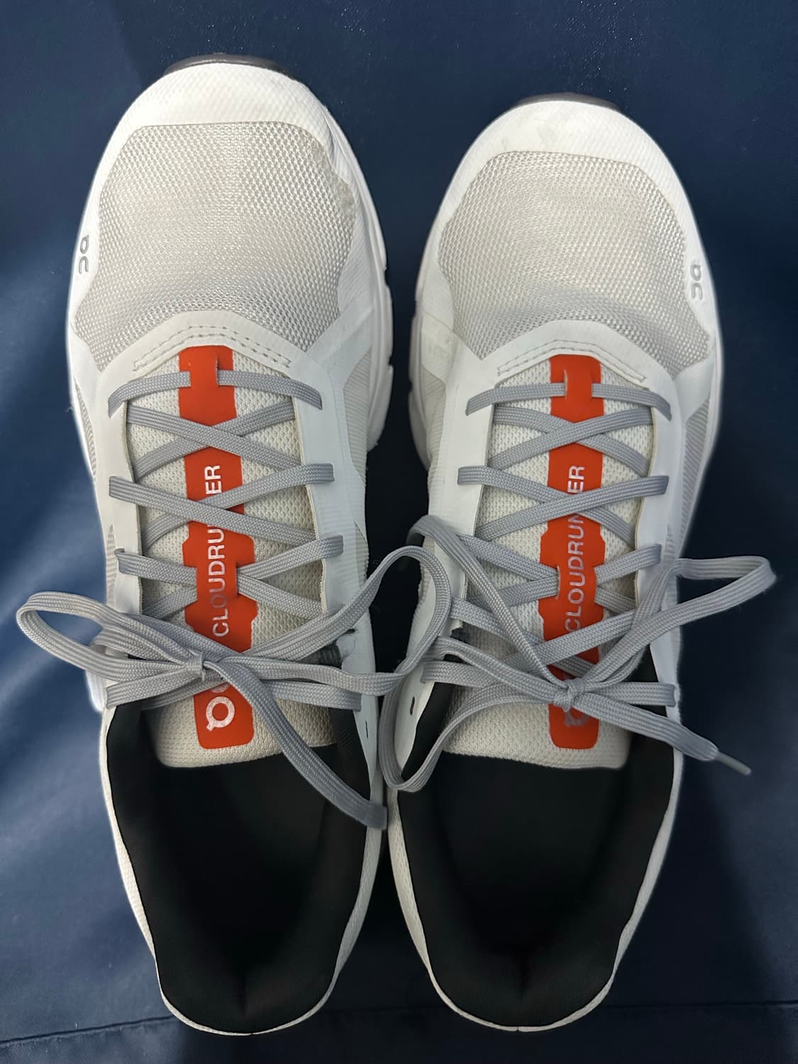 온러닝 클라우드러너 (언다이드 화이트/플레임) 280mm 상품이미지6