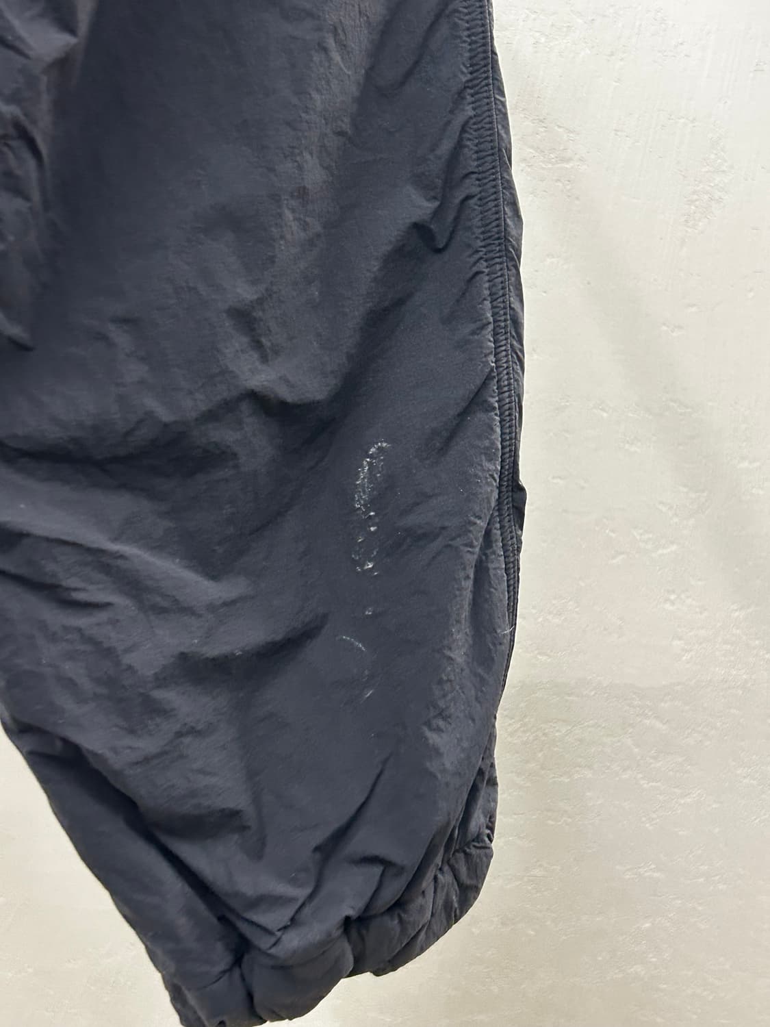 그라미치(GRAMICCI)블랙 벨트 팬츠 상품이미지6