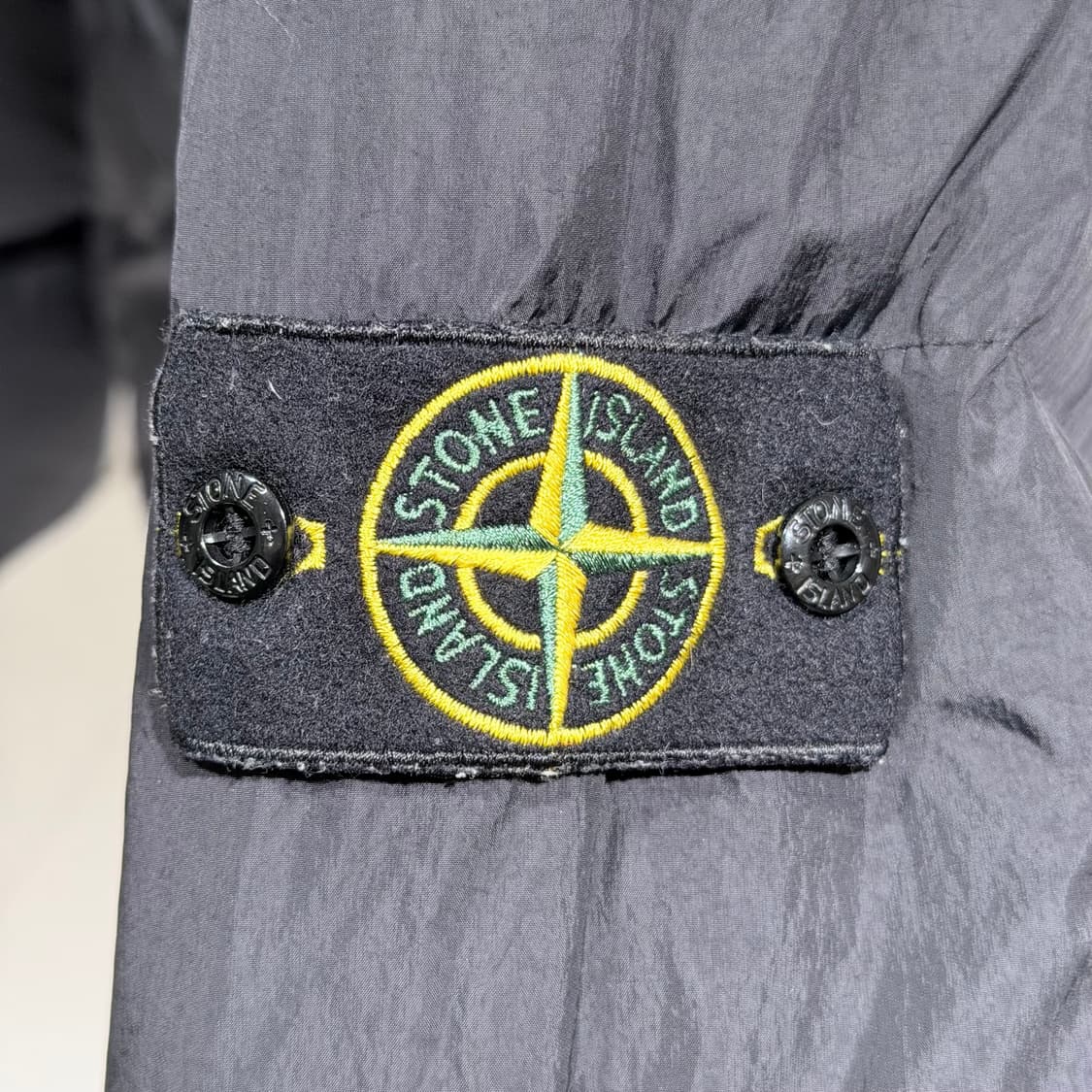 (A+/L) / 스톤아일랜드 크링클랩스 후드 다운 패딩 자켓 블랙 상품이미지5