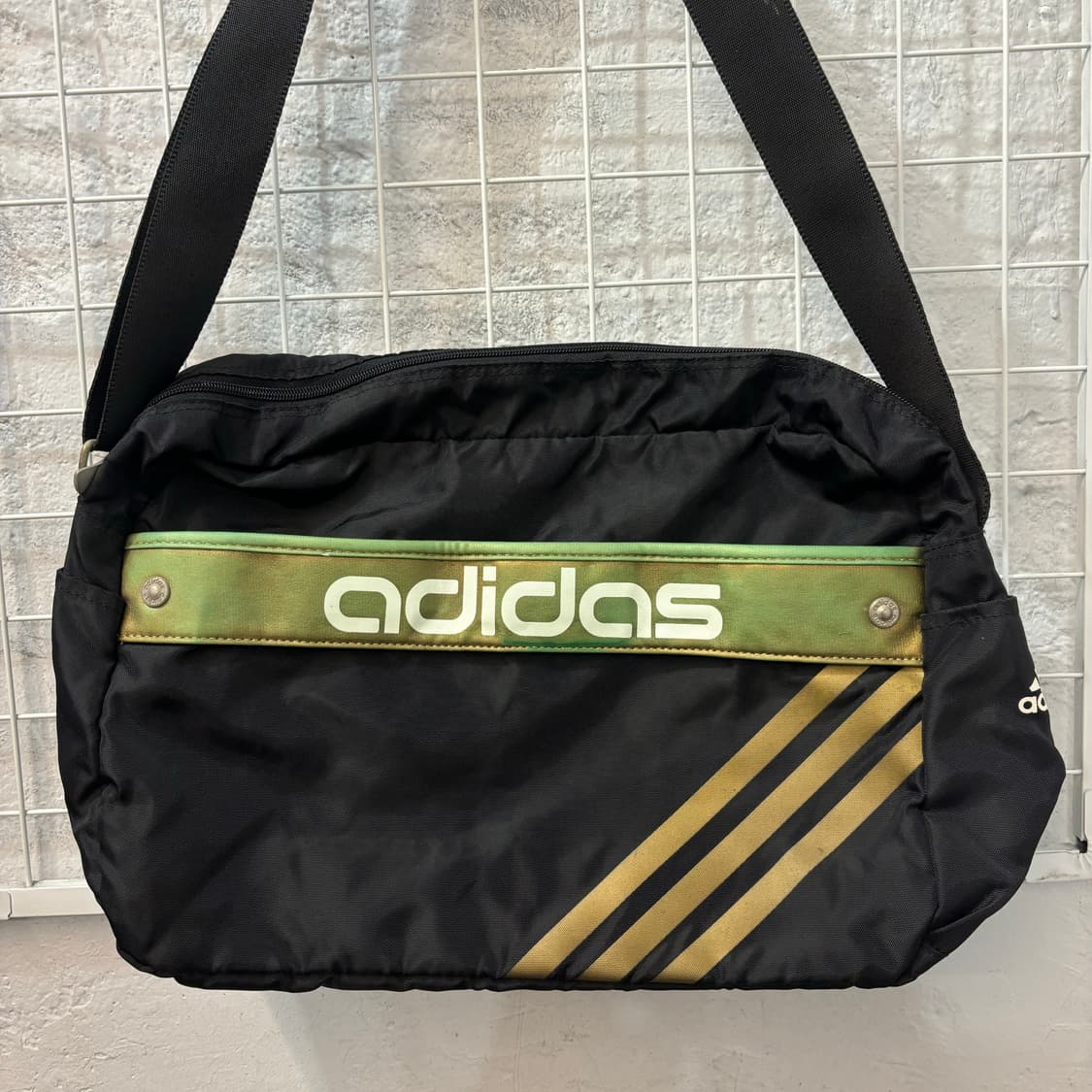 00s 아디다스 올드스쿨 빈티지 블랙 크로스백 OS 상품이미지2