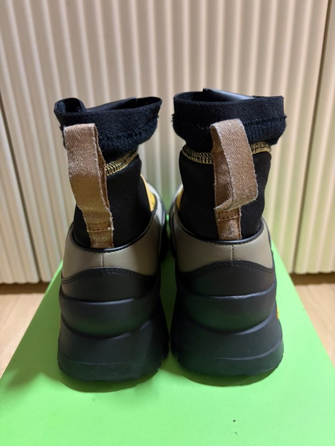 유니섹스 마티오 집업 트레이너 aaa387u(KHAKI) 상품이미지4