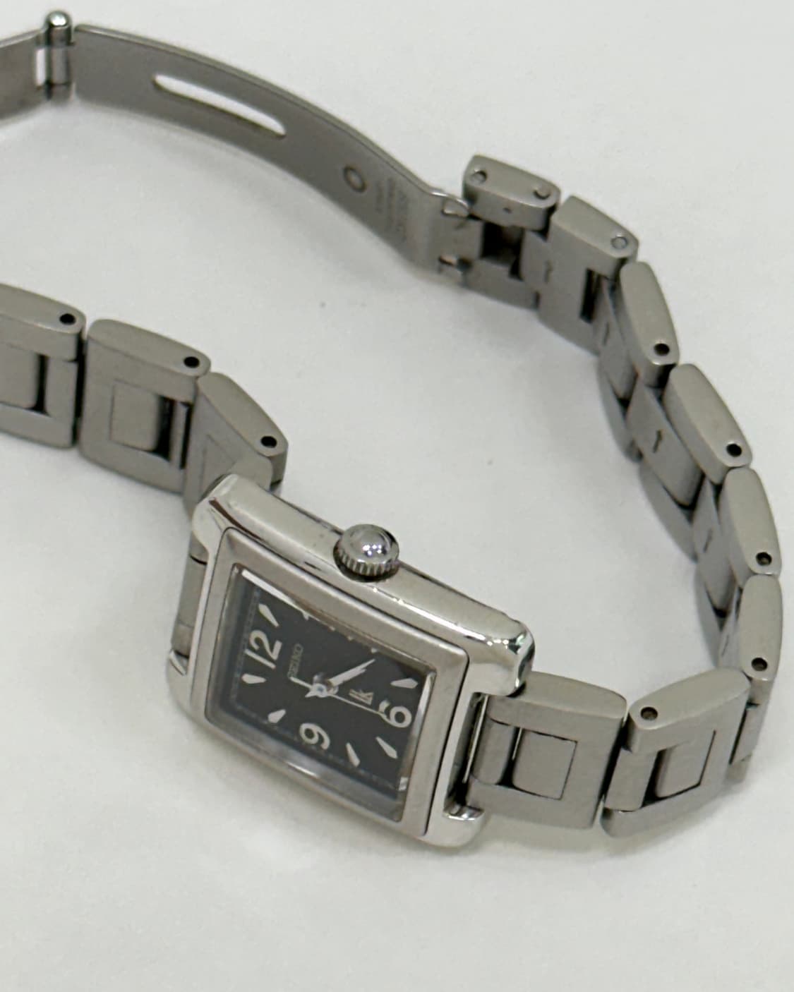 세이코 루키아 블랙 다이얼 여성 시계 상품이미지9