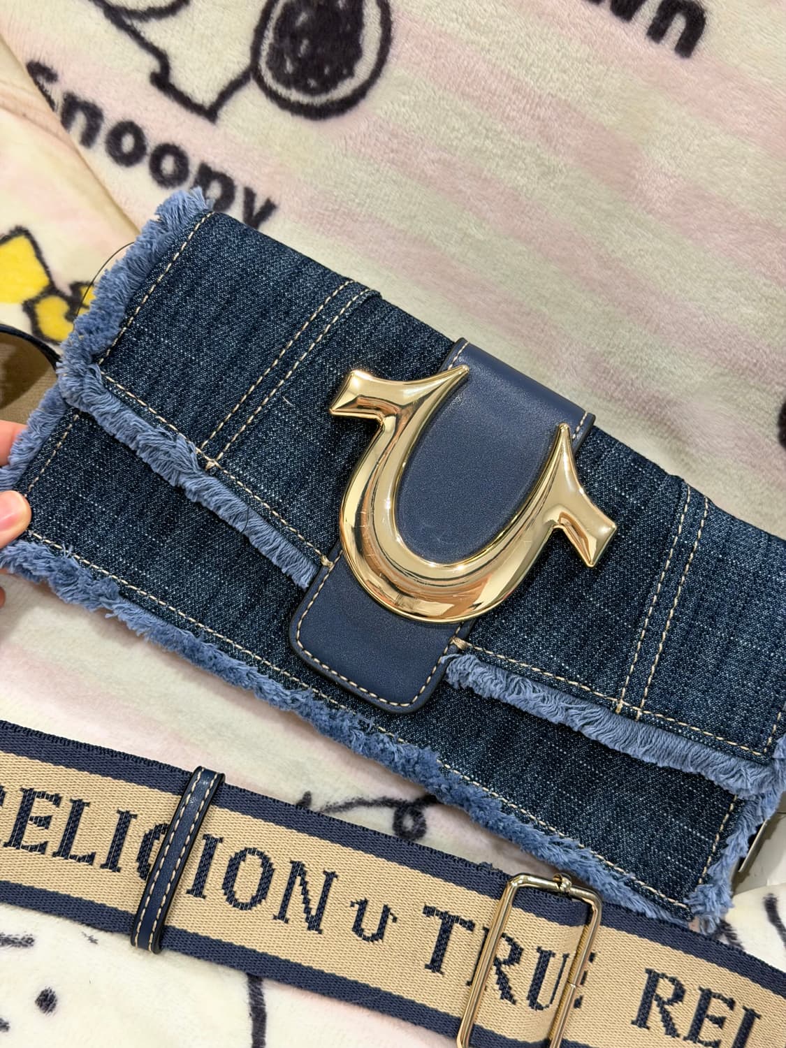 [신상✨프리뷰세일] 트루릴리젼 데님 크로스백 빈티지 y2k  상품이미지1