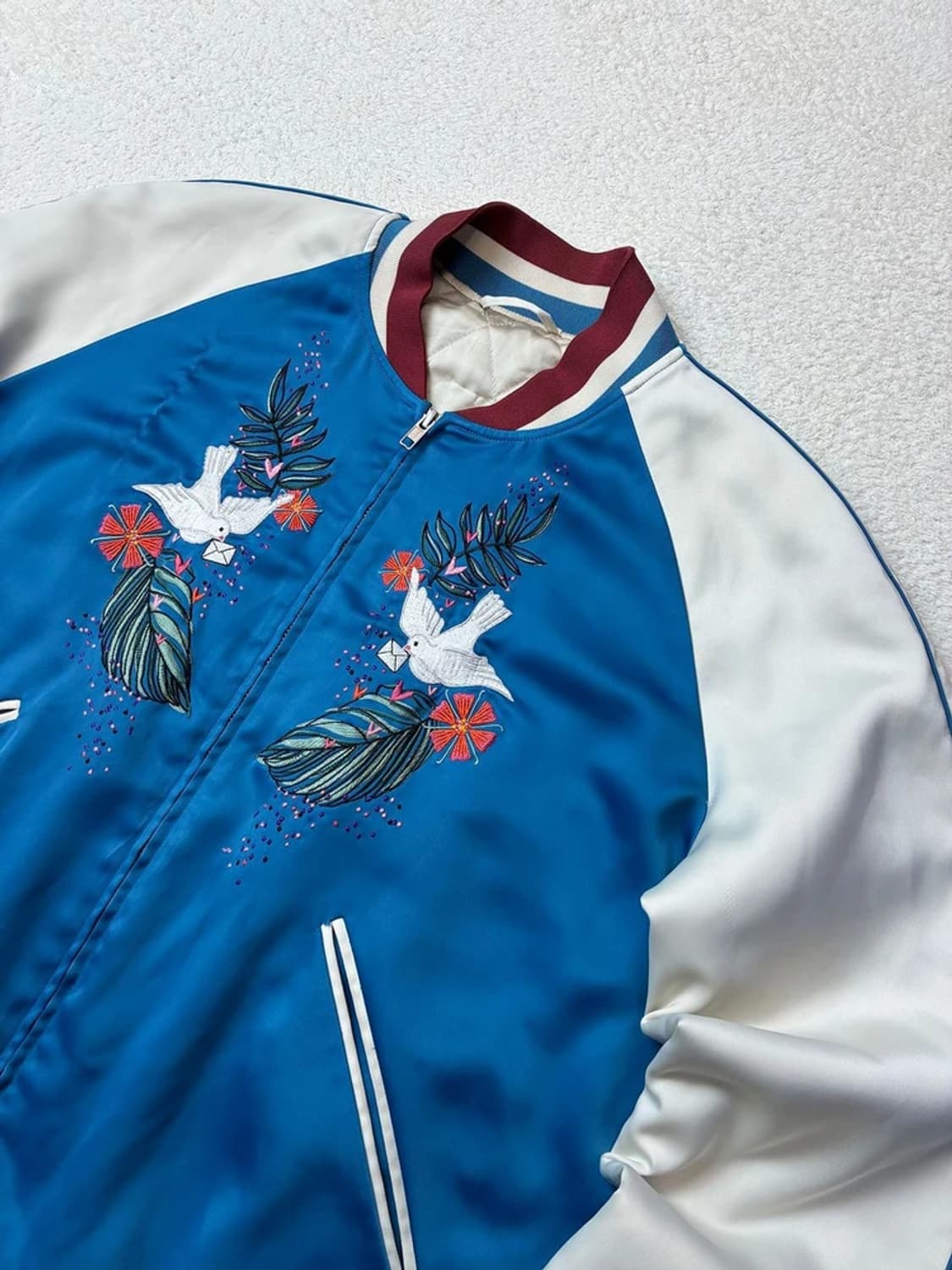 앤아더스토리 네츄럴 자수 스카쟌 자켓 PN5885 상품이미지5