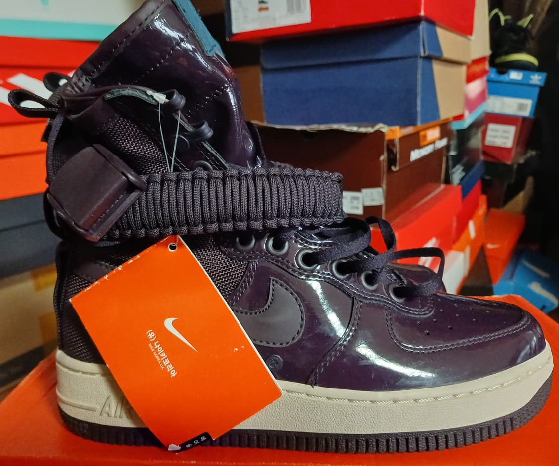 나이키 에어포스 하이 SF 230 새상품  상품이미지1