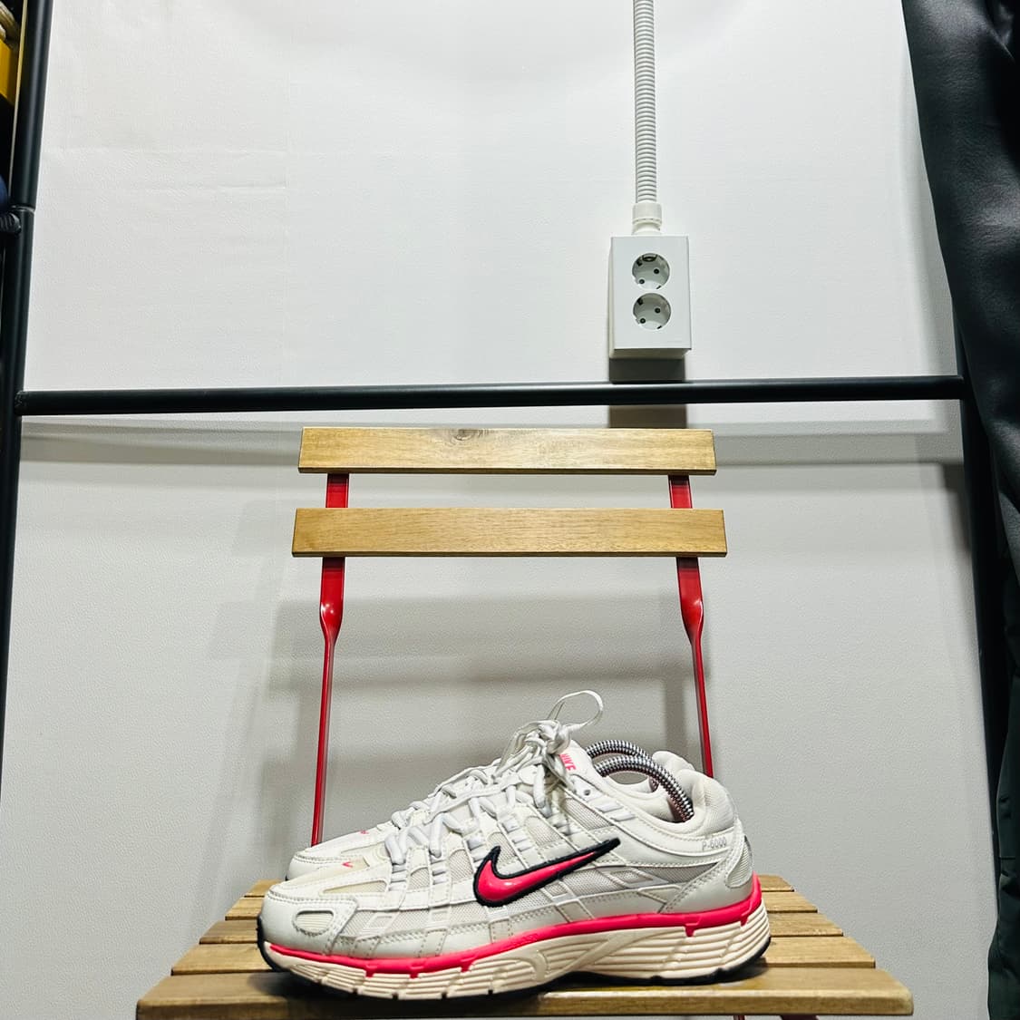 250) 나이키 운동화 남녀 공용 신발 P-6000 화이트/핑크 상품이미지4