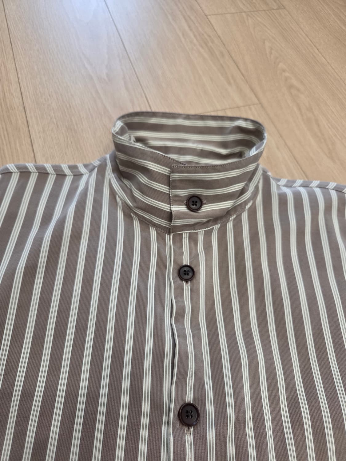 Mock-neck stripe shirt 상품이미지1