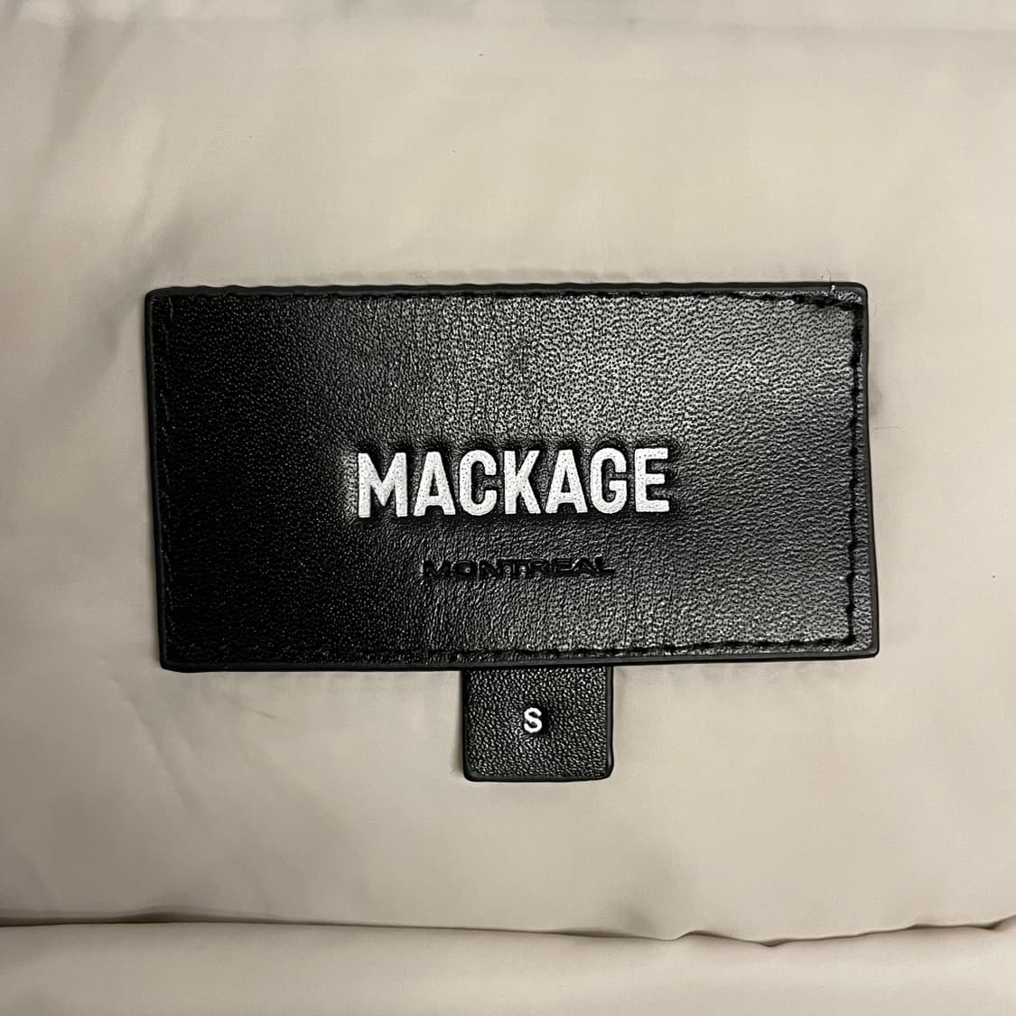 맥케이지 (우먼) 프레야 하프 다운 패딩 상품이미지7