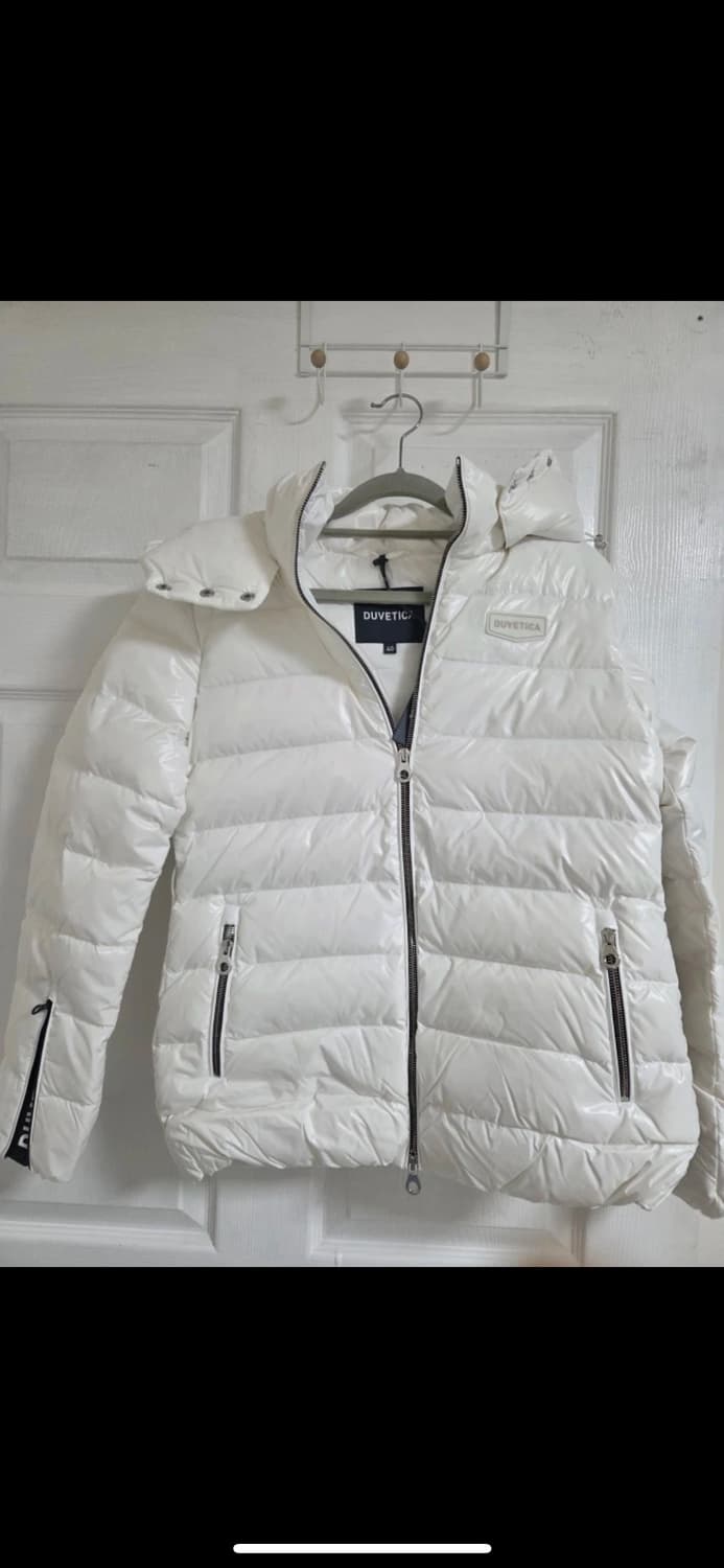 듀베티카 패딩 미개봉 새상품 (정가119만) 상품이미지2