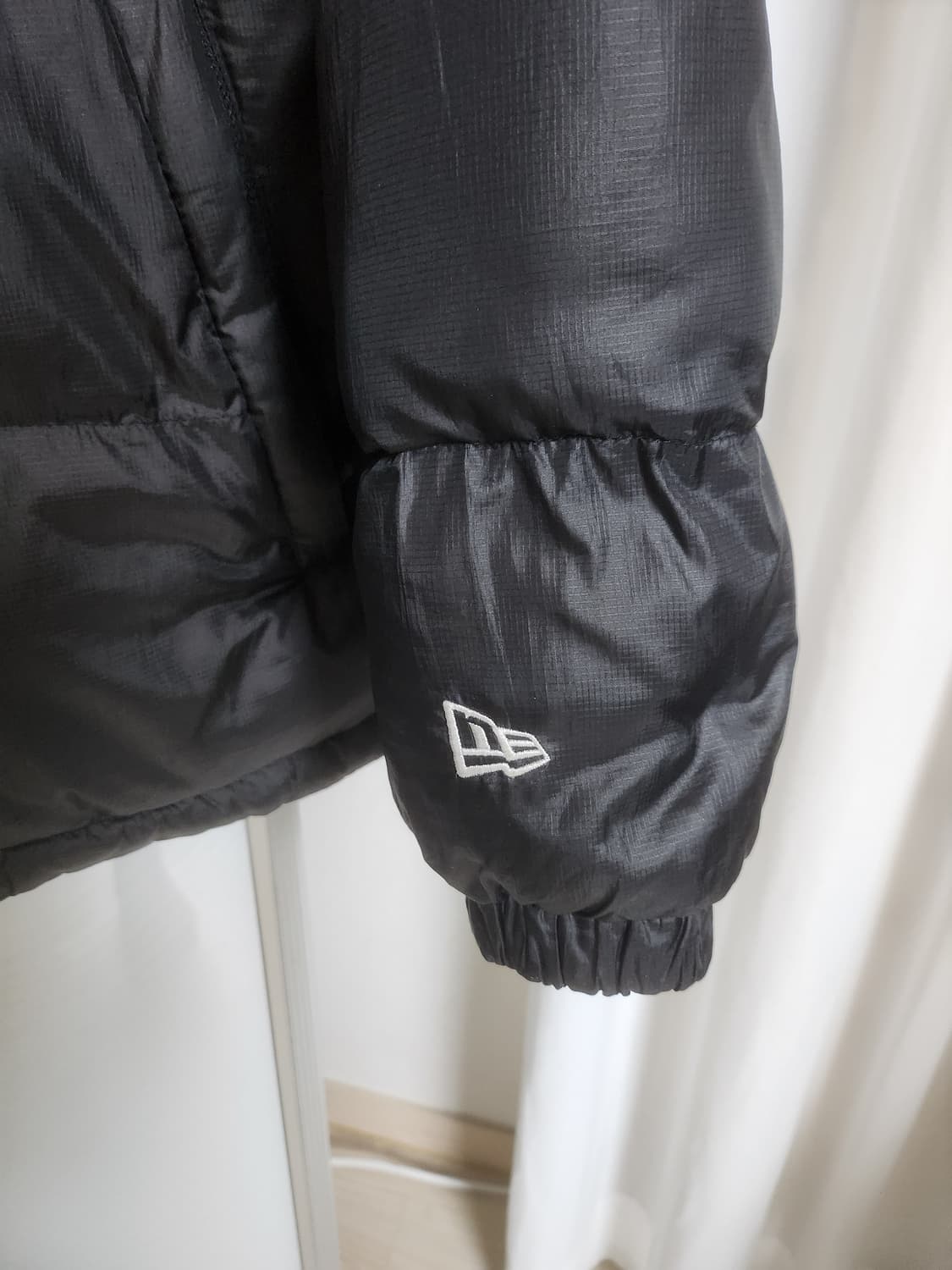 뉴에라 패딩 점퍼 상품이미지4