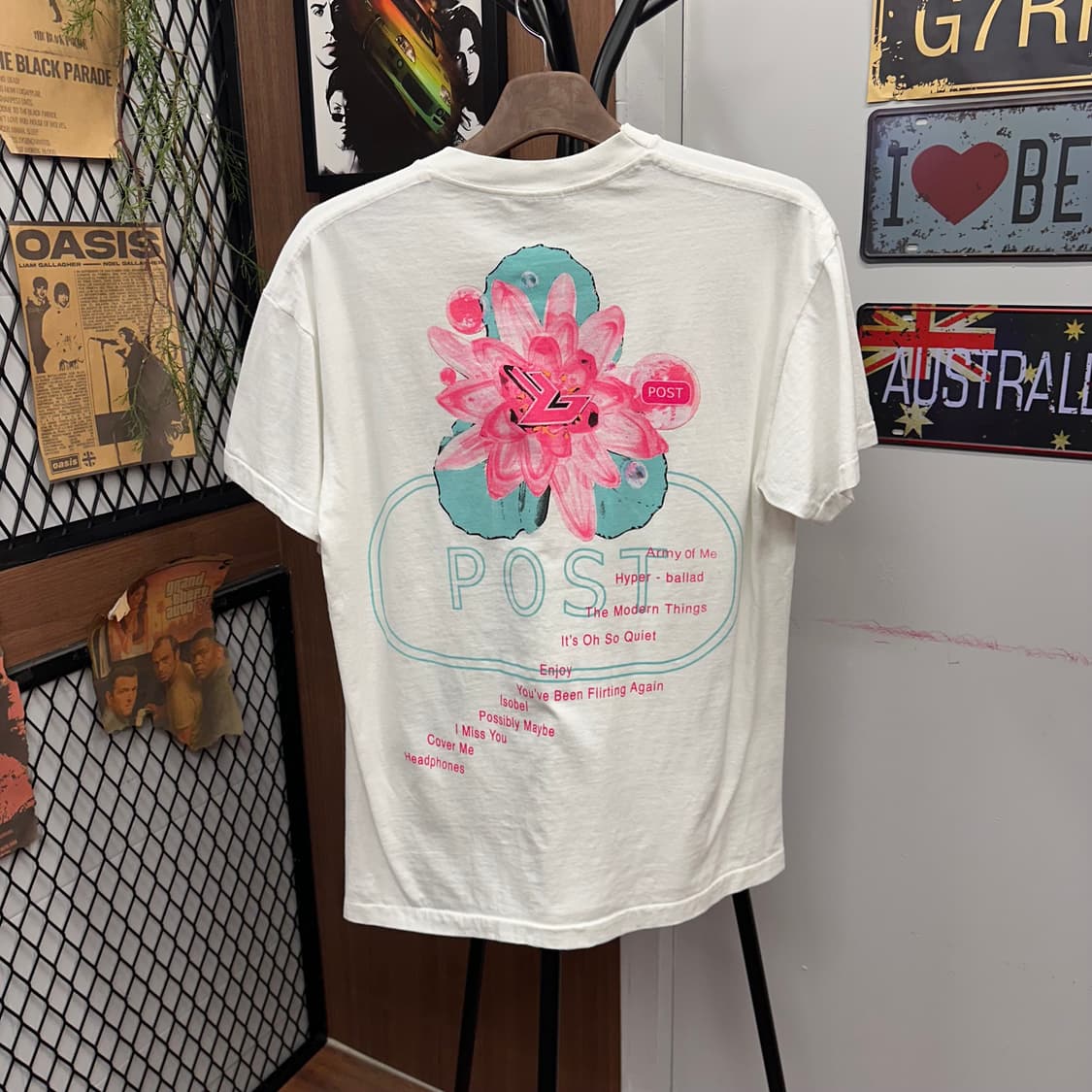 White Bjork Color post Print T-Shirt  상품이미지2