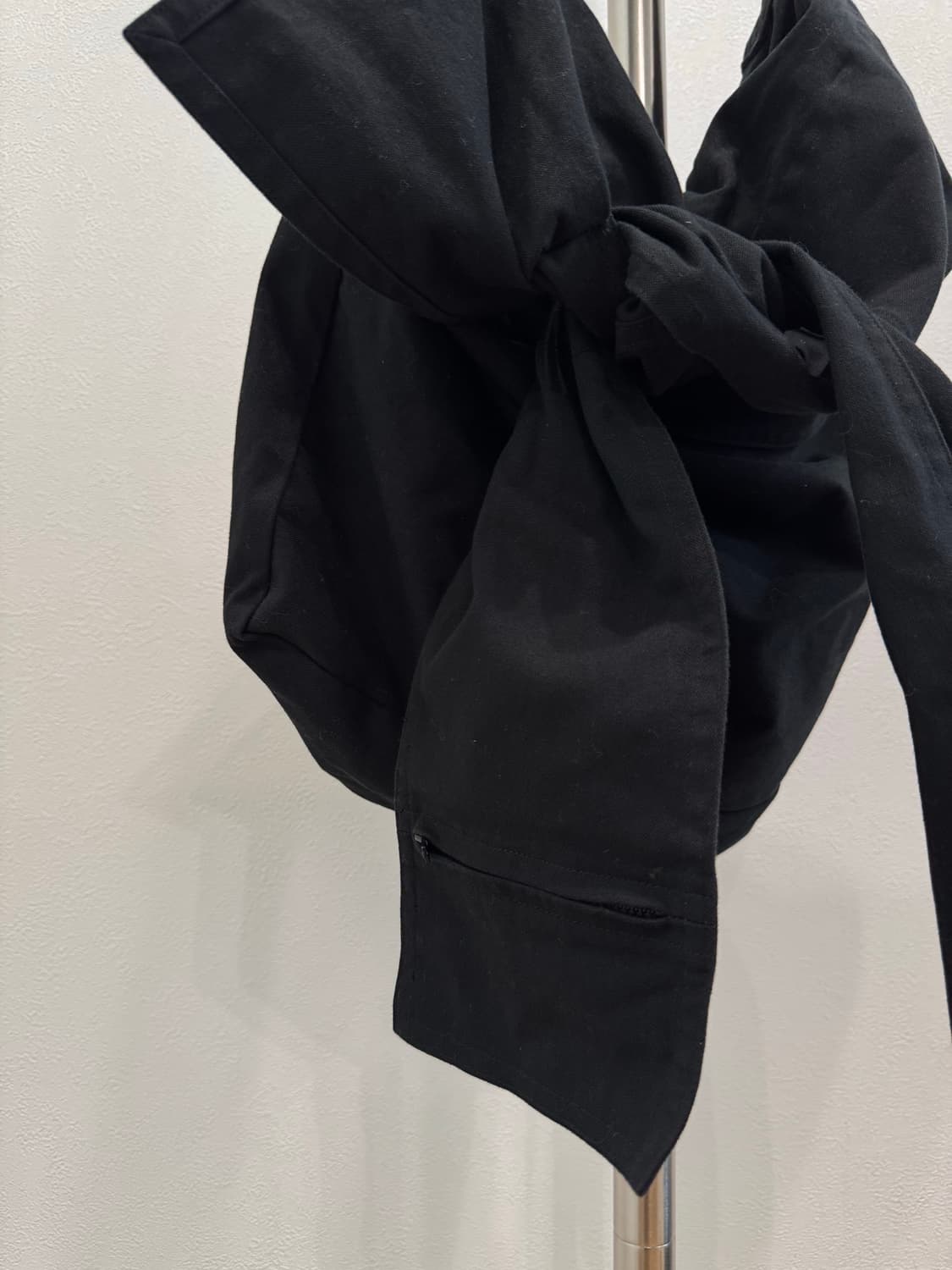 요지야마모토 20aw 캔버스 타이 숄더백 상품이미지5