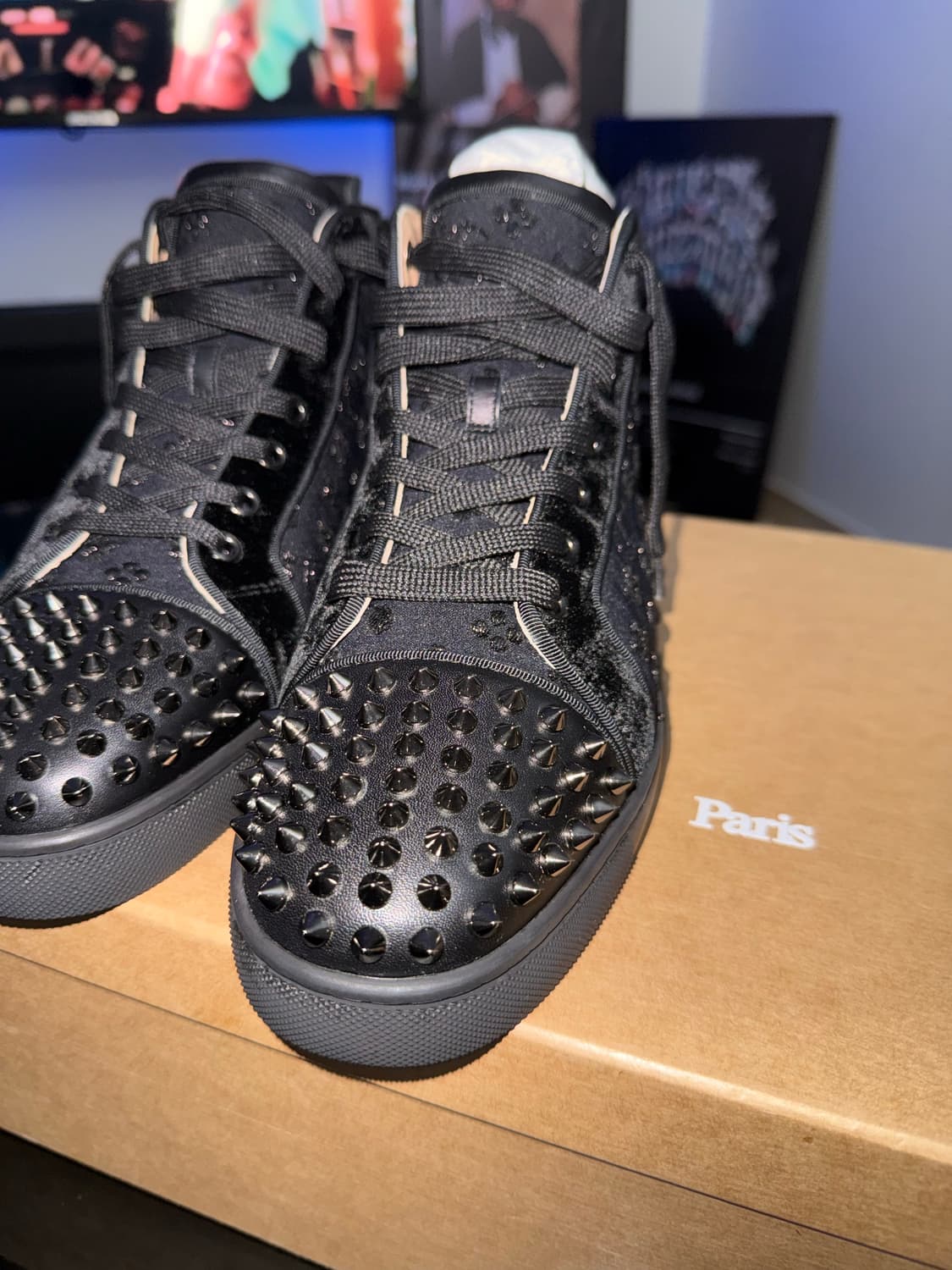 크리스찬 루부탱 블랙 스터드 하이탑 스니커즈 40 상품이미지2