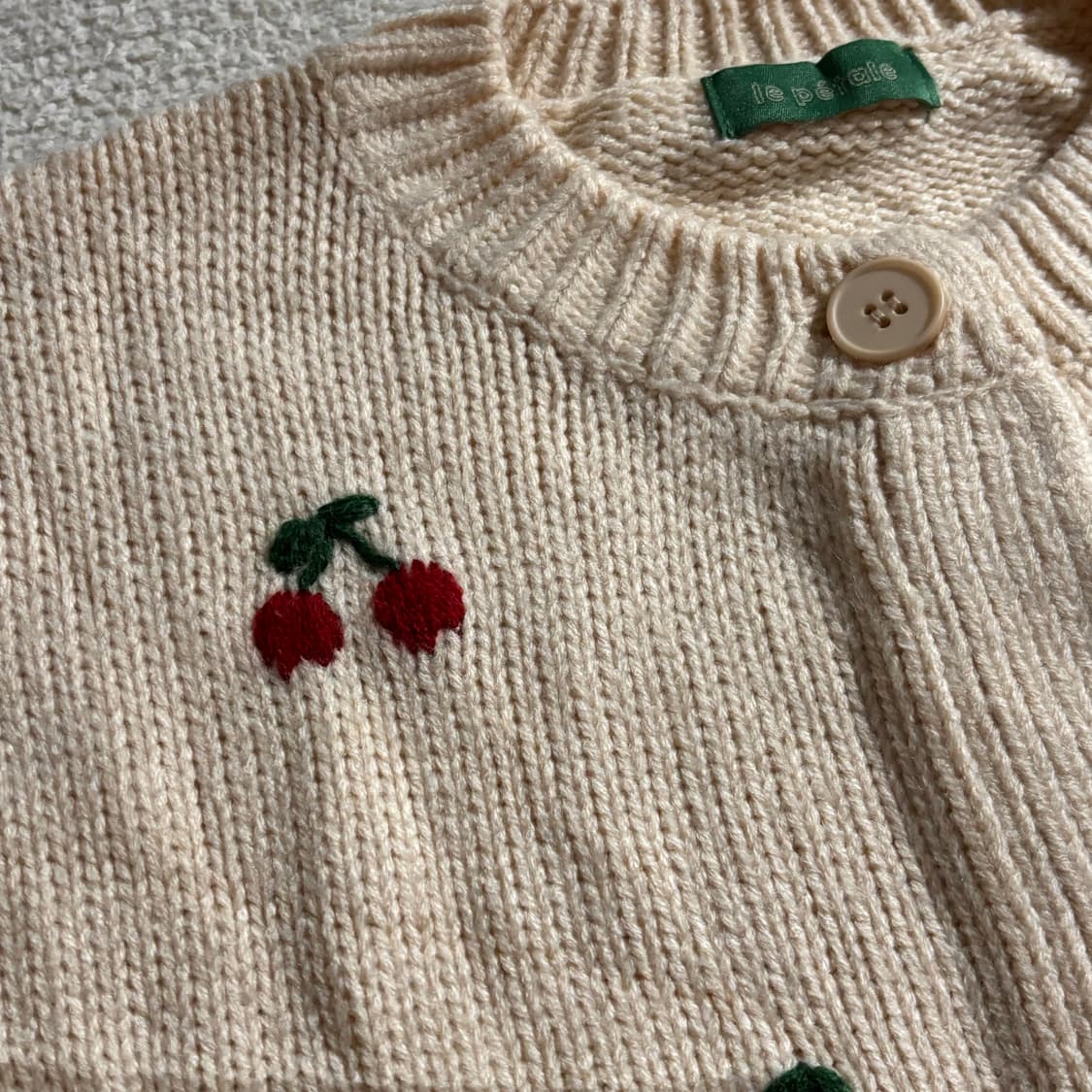 일본빈티지 아이보리 체리 니트가디건 상품이미지2