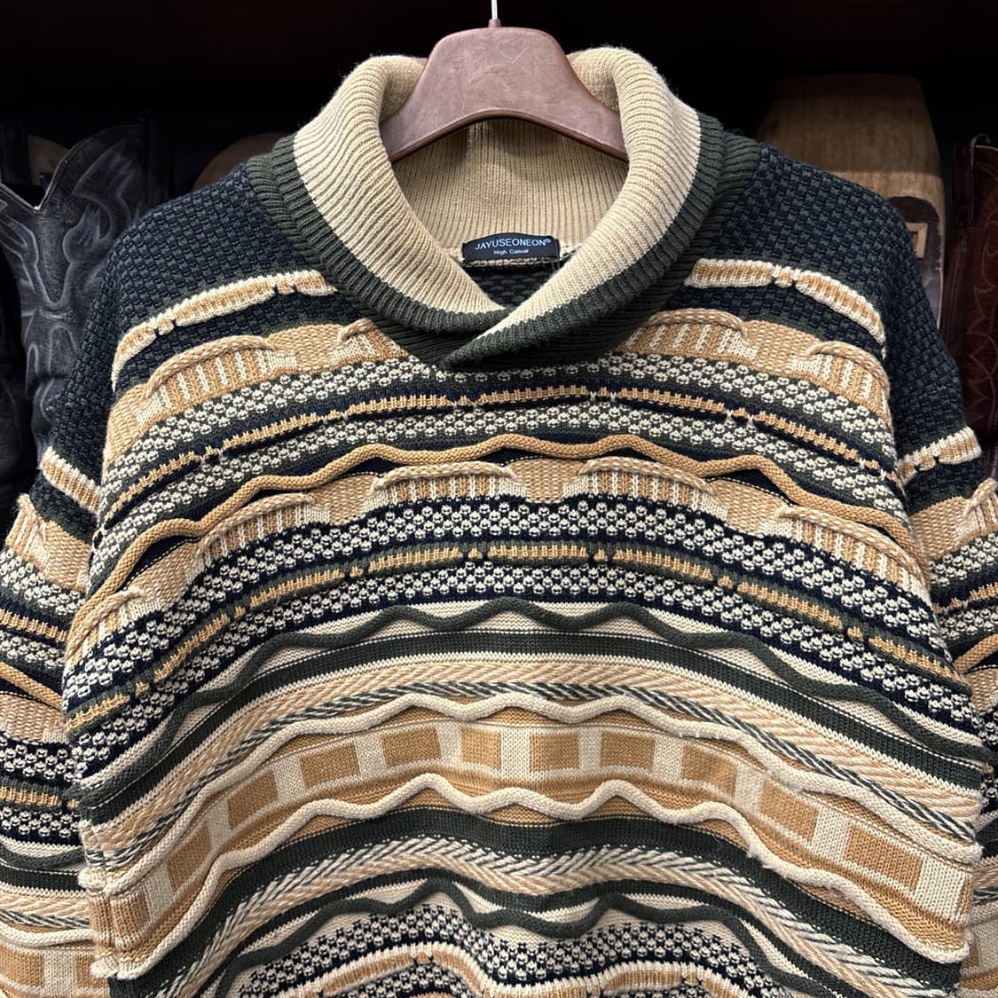 빈티지 에스닉 엠보싱 쿠지패턴 숄카라 스웨터 N157 상품이미지3