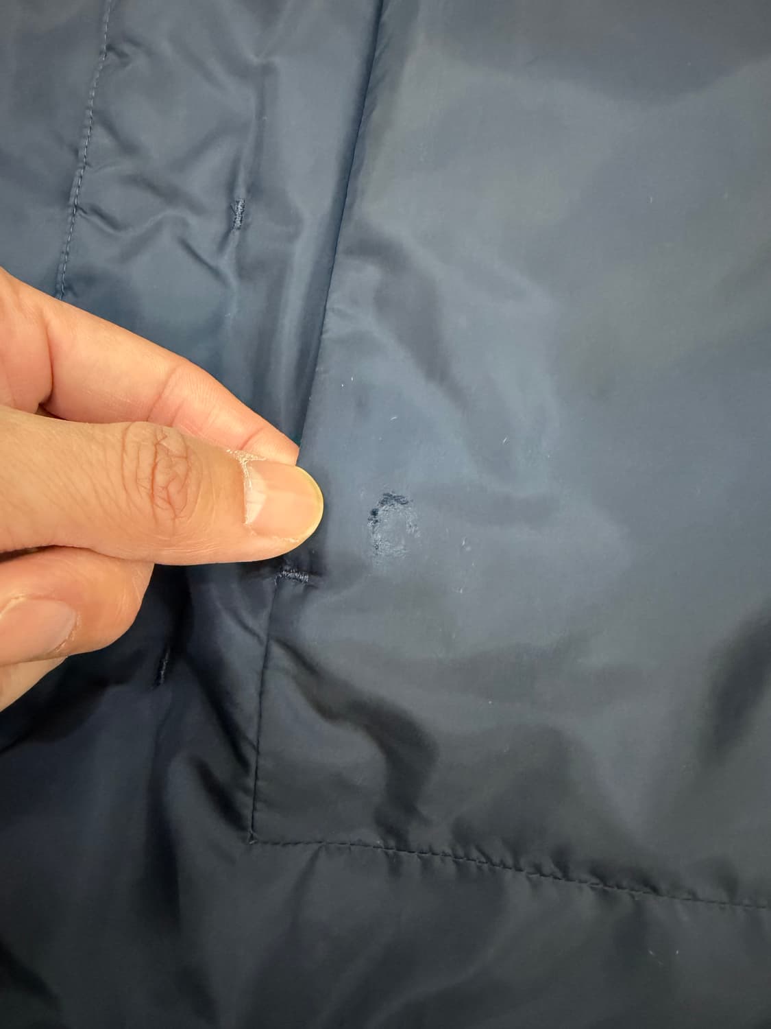 정품) 띠어리 남성 경량패딩 L 상품이미지6