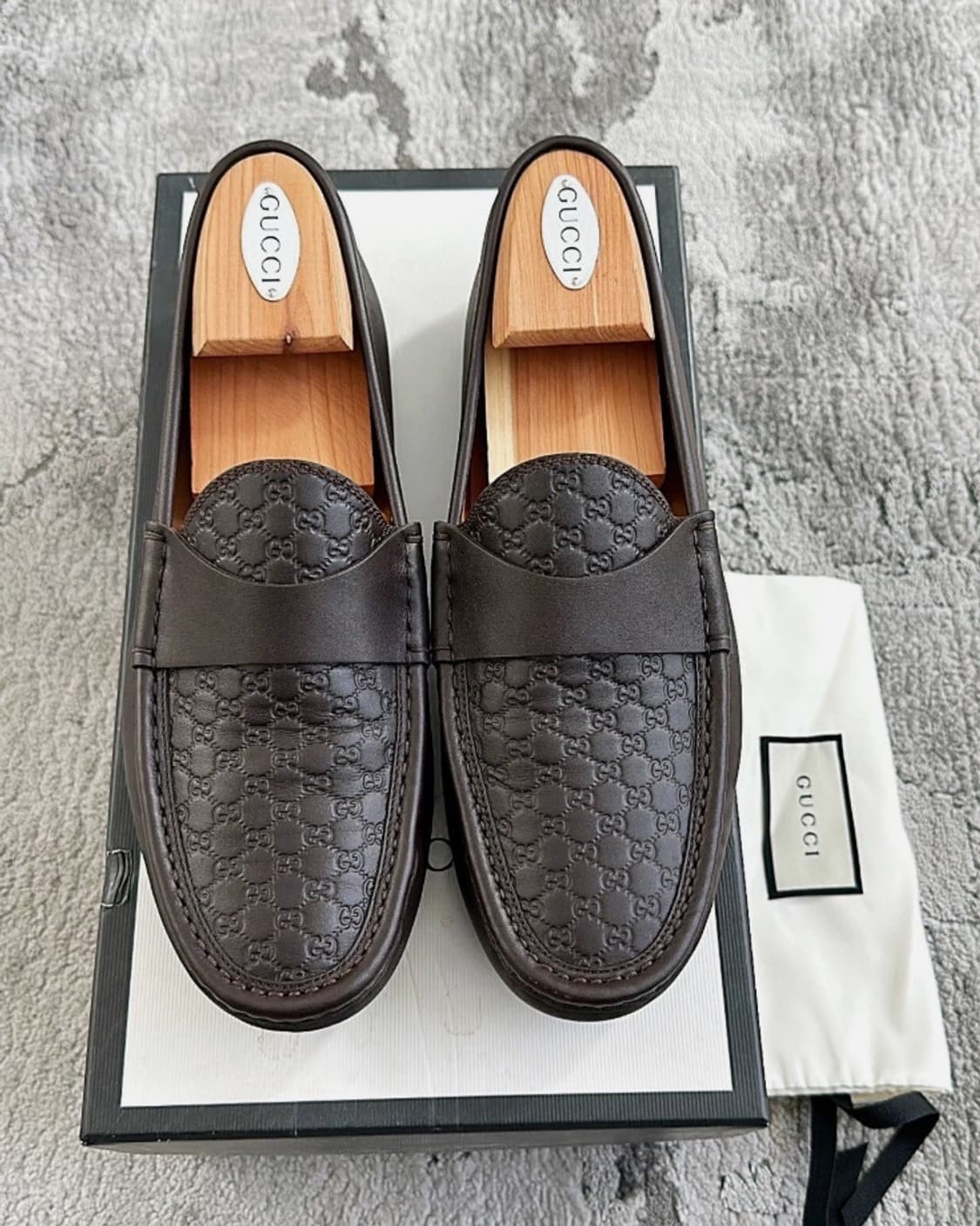 [정품] 구찌 GG 엠보 레더 로퍼 275 상품이미지1