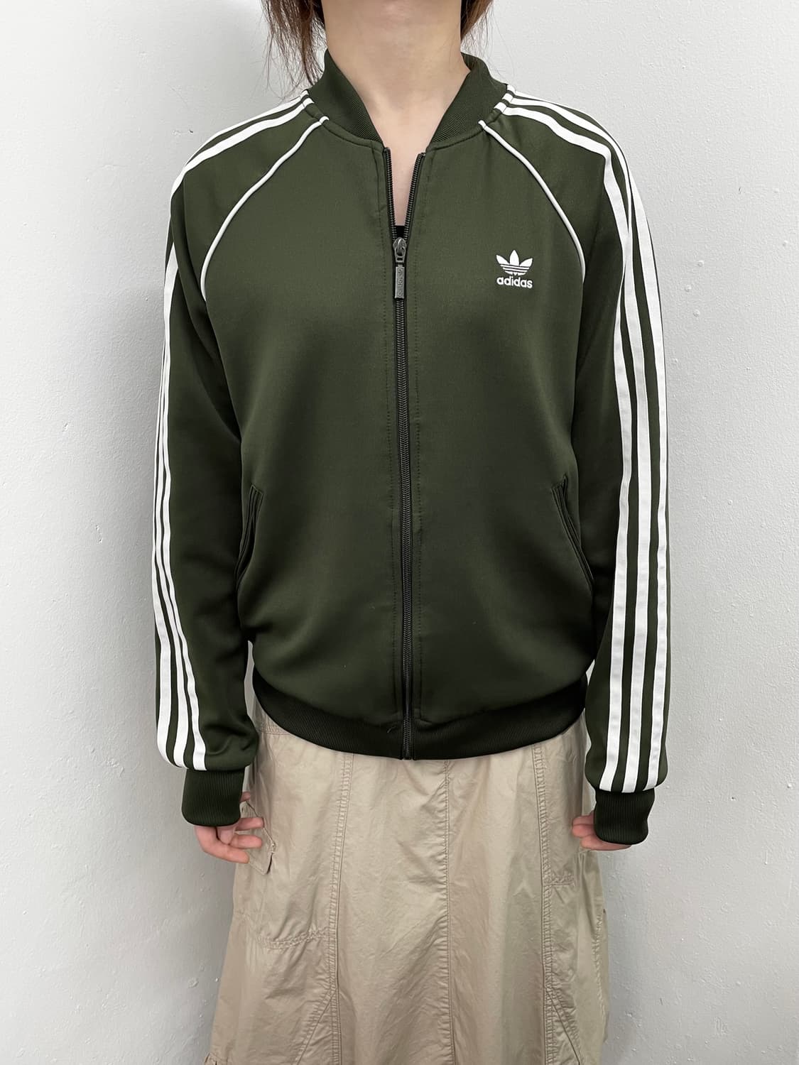 아디다스 파이어버드 카키 트랙탑 상품이미지4