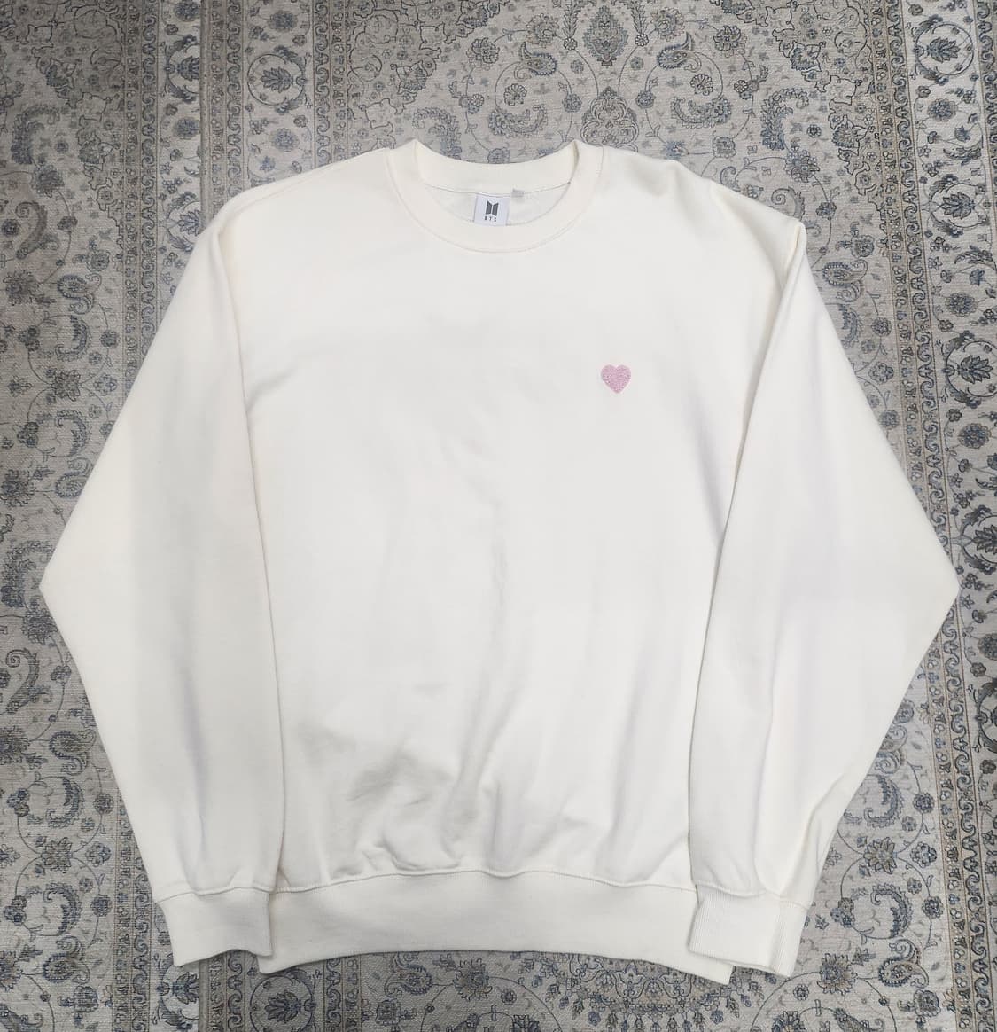 BTS 굿즈 하트 자수 맨투맨 XL (77까지가능) 상품이미지1