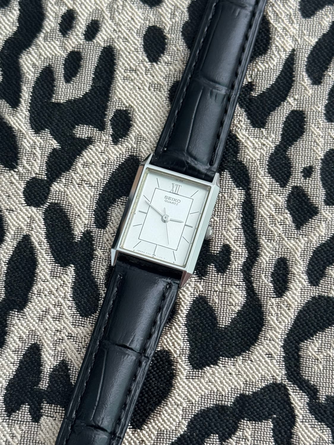 80s 빈티지 세이코 탱크 쿼츠 레이디스 상품이미지1