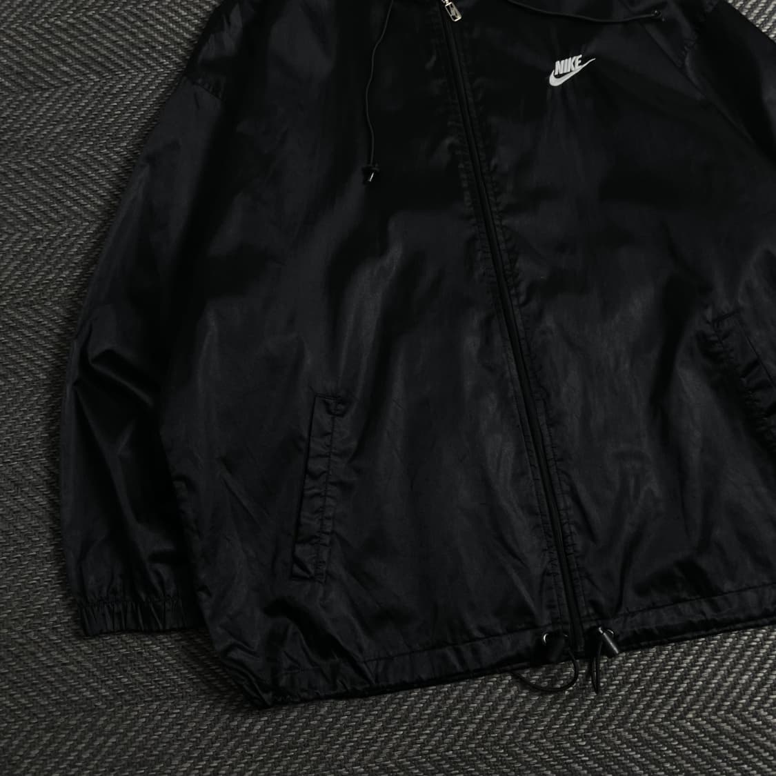 나이키 글로시 우븐 윈드러너 바람막이 블랙y 3826 상품이미지4