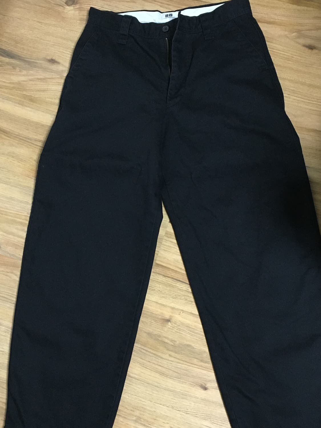 유니클로 와이드핏 치노팬츠 black 76 상품이미지3