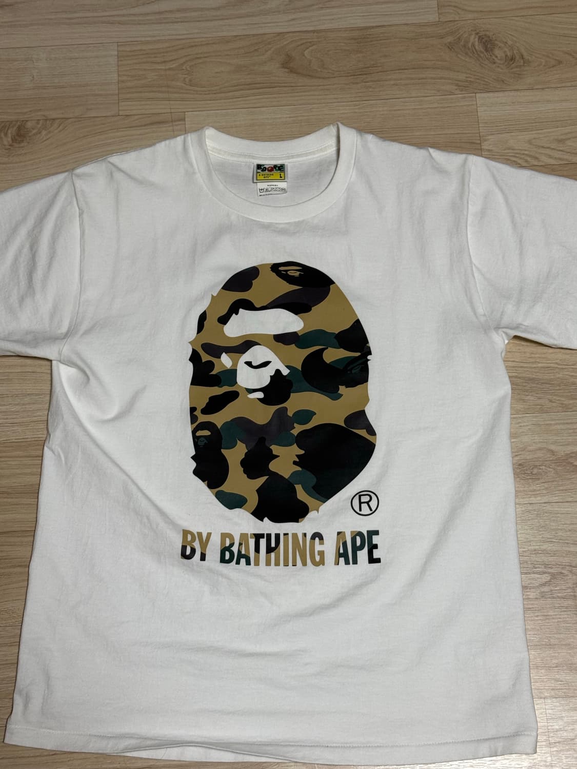 베이프 빅 사루 반팔 L (새상품급) 상품이미지1