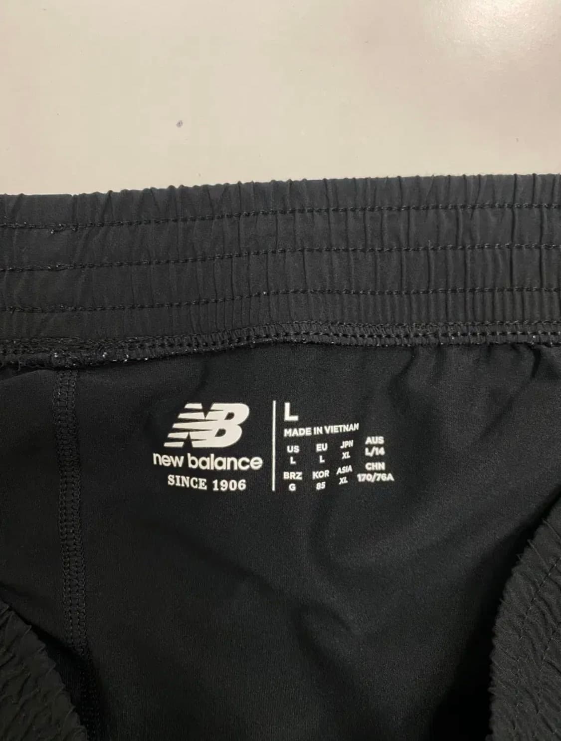 뉴발란스 러닝 블랙 컬러 투인원 반바지 L 상품이미지5