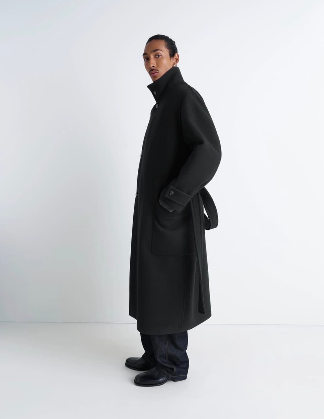 (L) 르메르 25FW 랩코트 블랙 상품이미지3