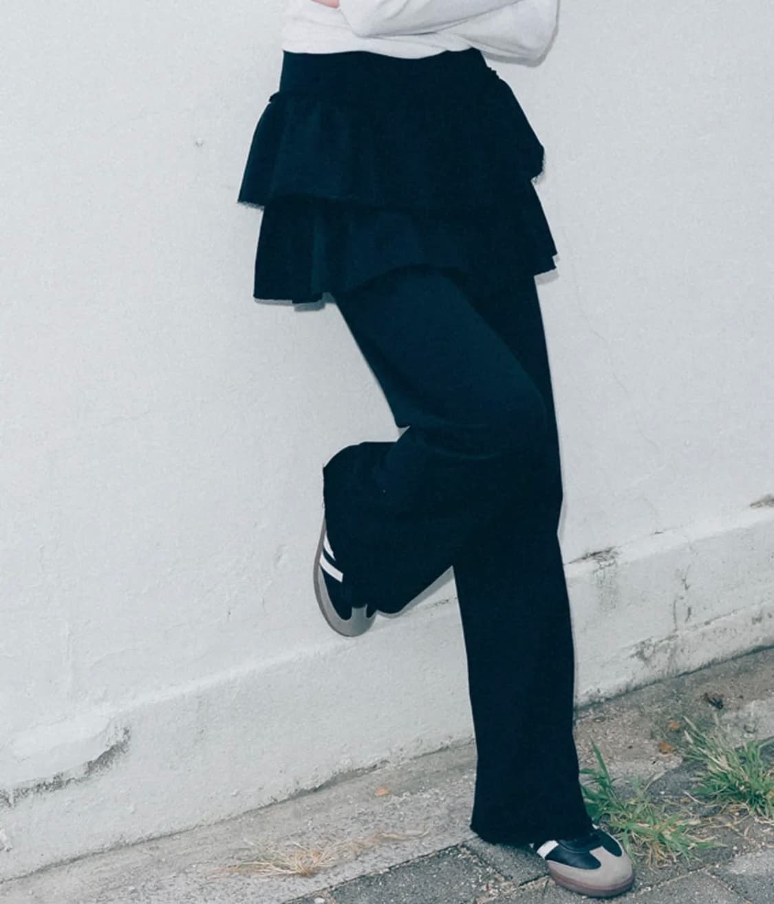 론론 캉캉 러플 레이어드 팬츠스커트 블랙 상품이미지1