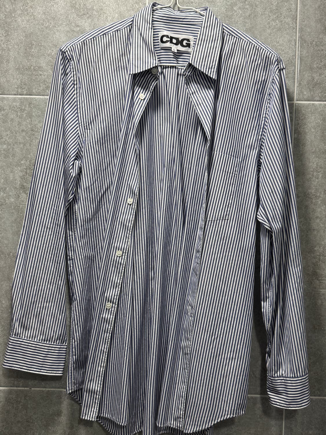 꼼데가르송 셔츠 L 사이즈 팝니다. 상품이미지1