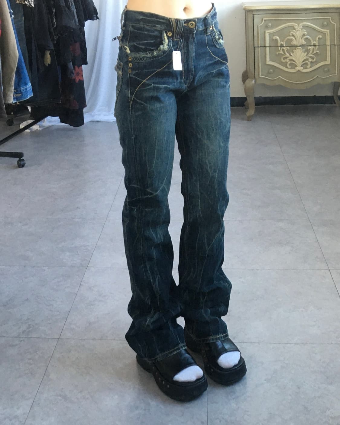 Back stud point washing denim pants 상품이미지8