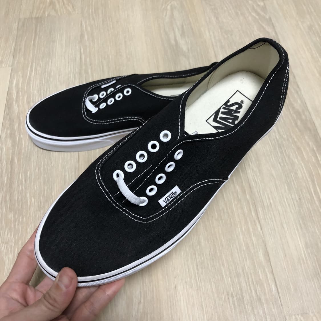 (270) 새상품 반스 VANS 어센틱 블랙 상품이미지2