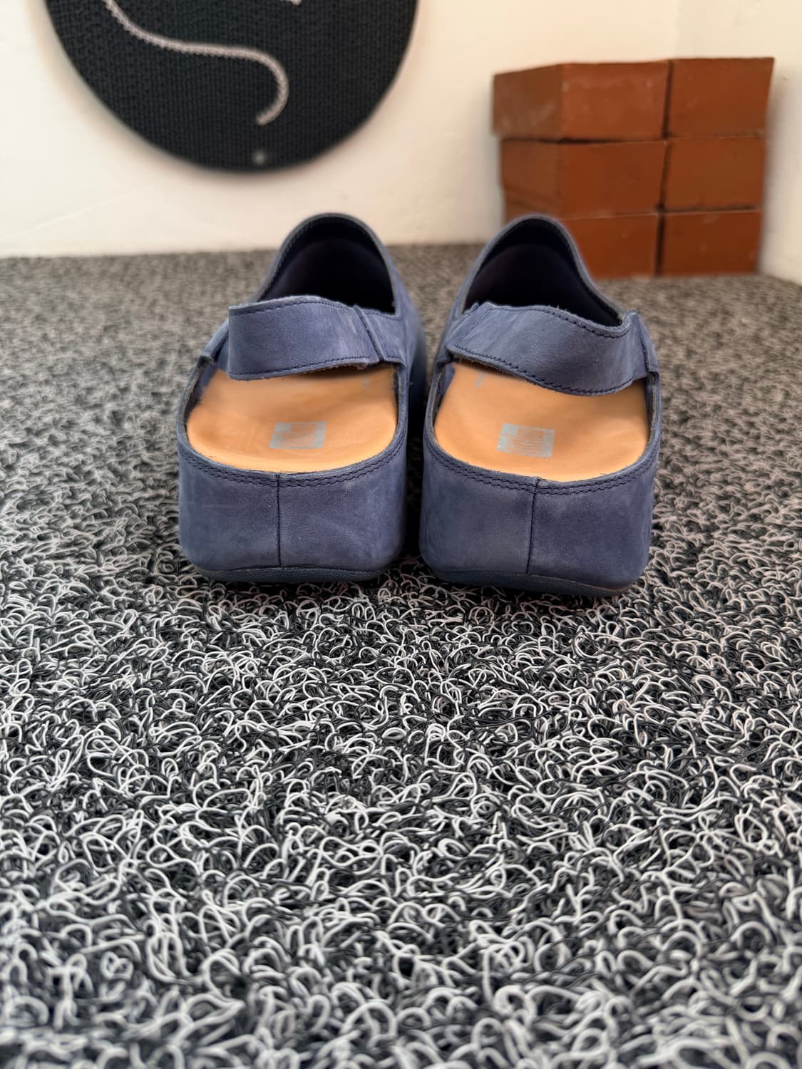 핏플랍(FitFlop) 블루 스웨이드 슬링백 클로그 상품이미지3