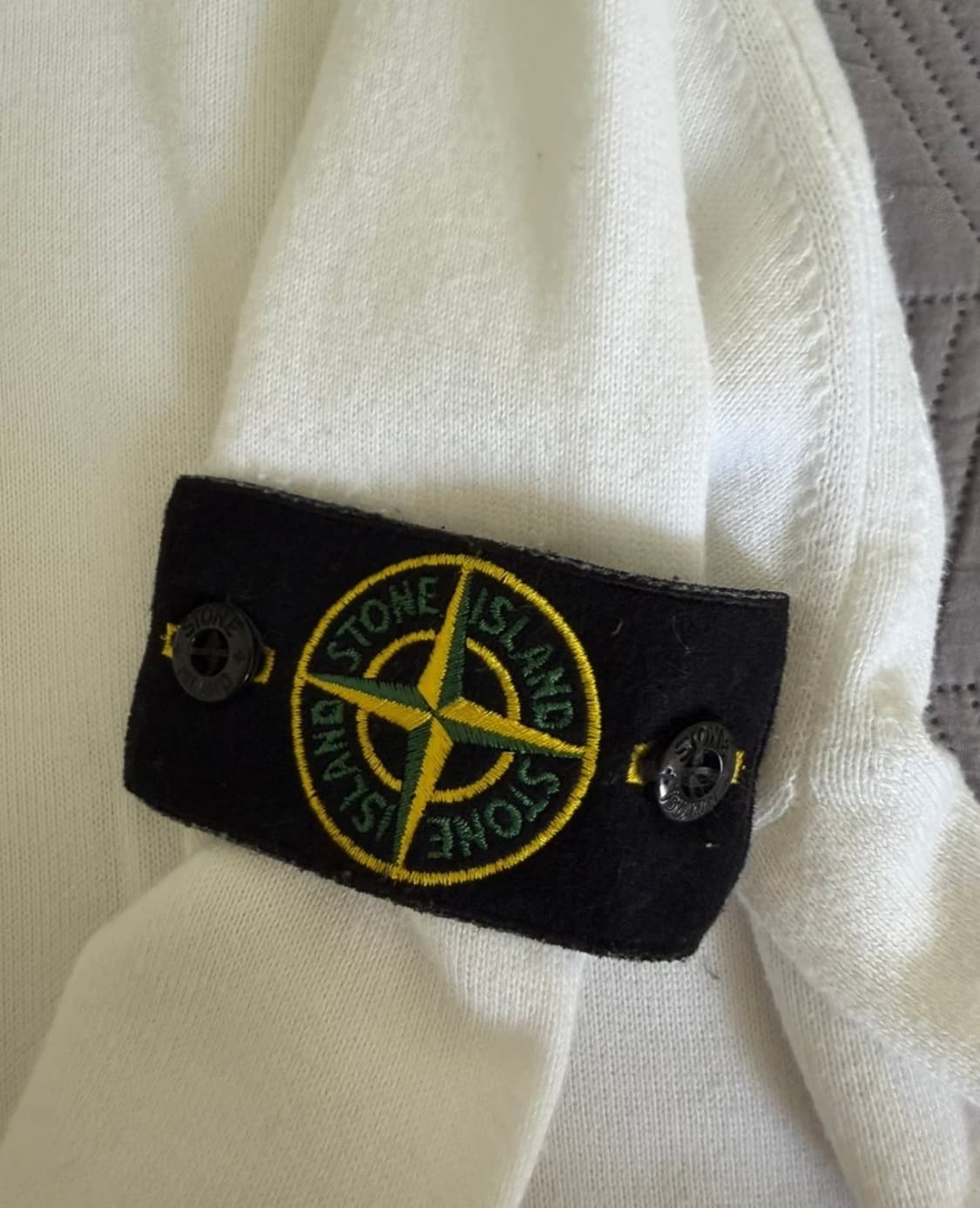 스톤아일랜드 화이트 니트 상품이미지3