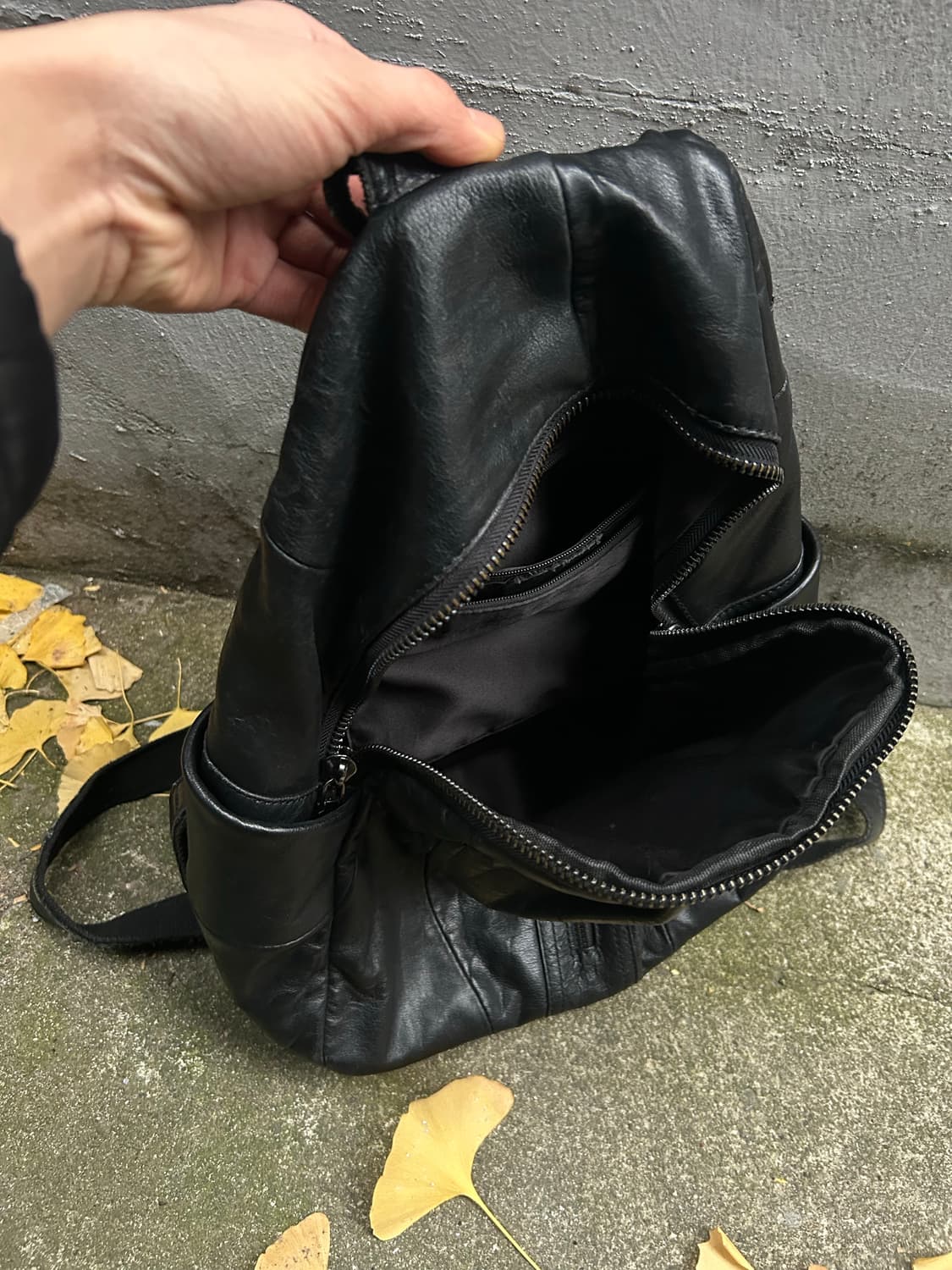 2000s VTG 블랙 락시크 레더 백팩 상품이미지4
