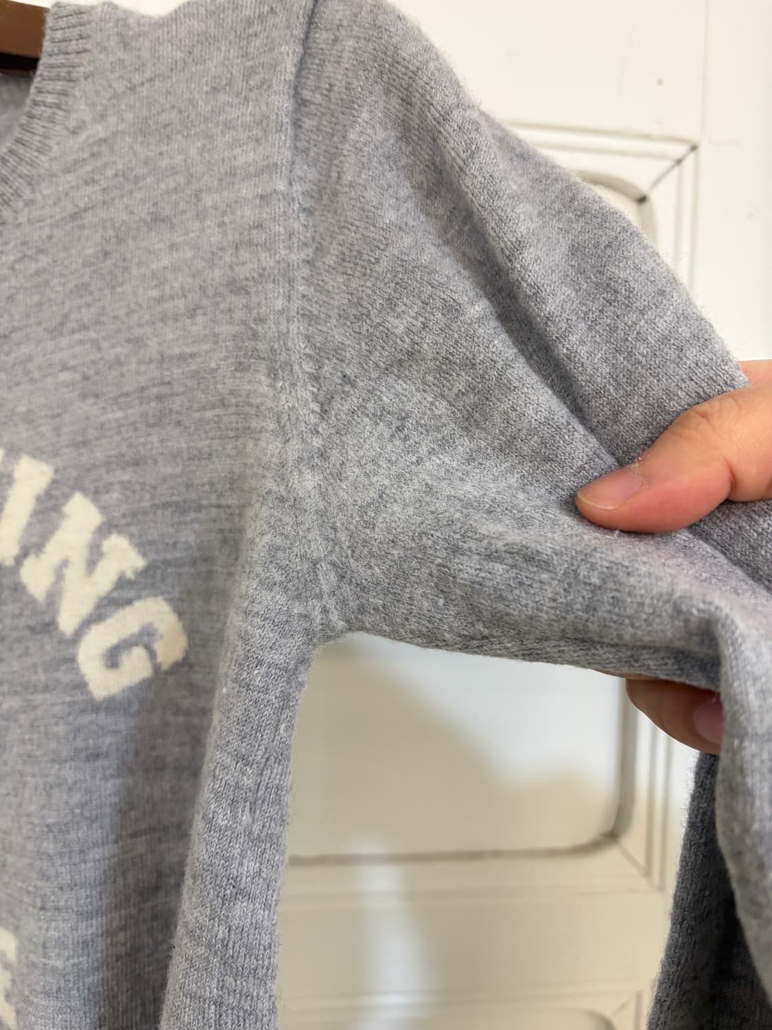 딱붙핏!!!! 베이프 그레이 니트 상품이미지6