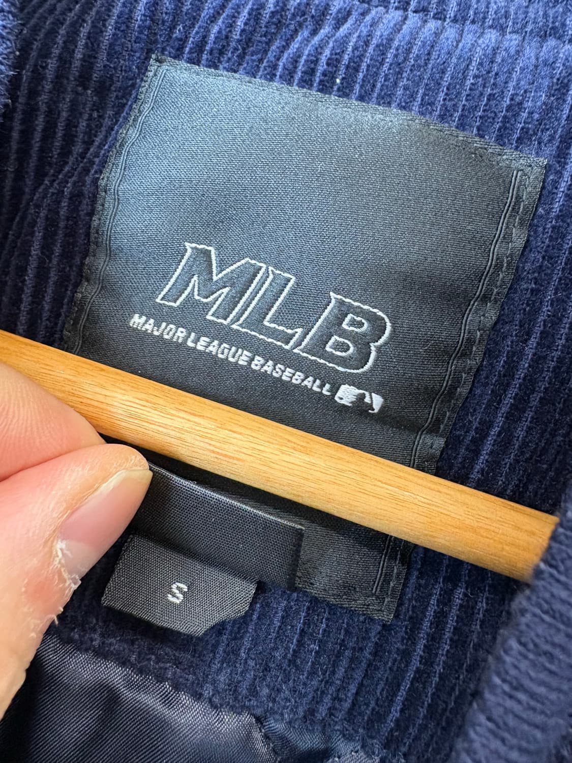 MLB 엠엘비 뉴욕양키즈 크롭 후리스 베이스볼 자켓 상품이미지7