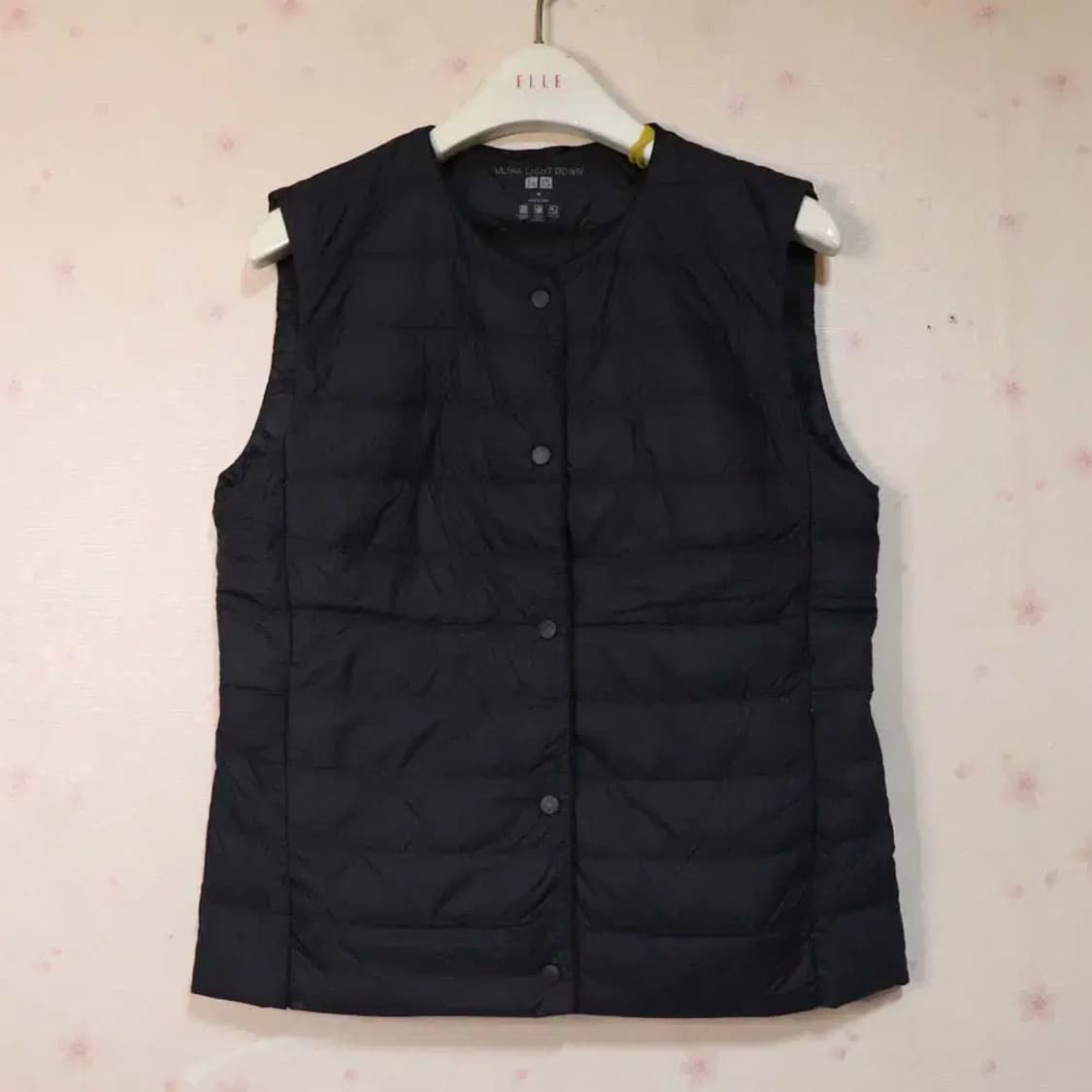 유니클로 여성95 경량패딩조끼 구제렐라fwc574 상품이미지1