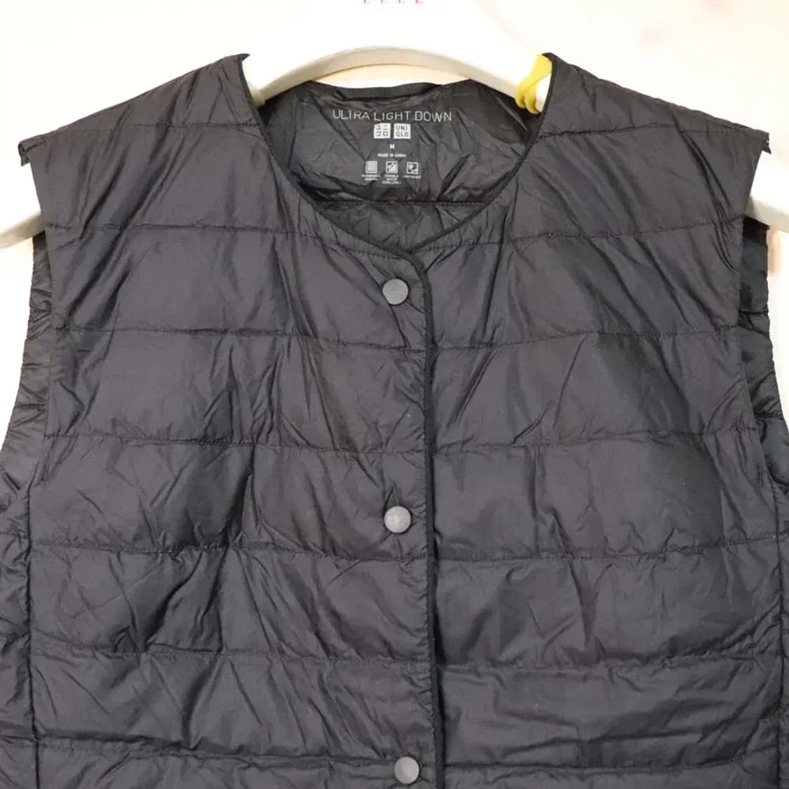 유니클로 여성95 경량패딩조끼 구제렐라fwc574 상품이미지2